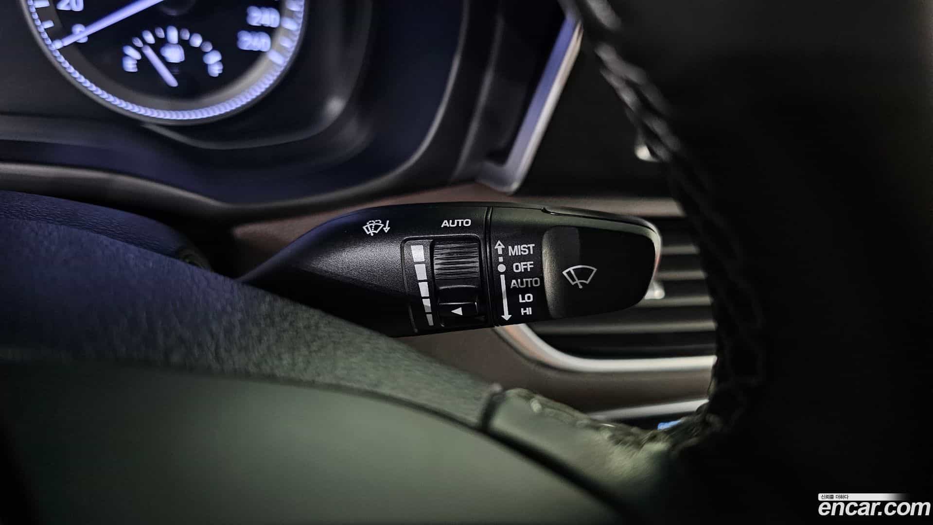 Grandeur Hyundai 2018.2-OPTION-020