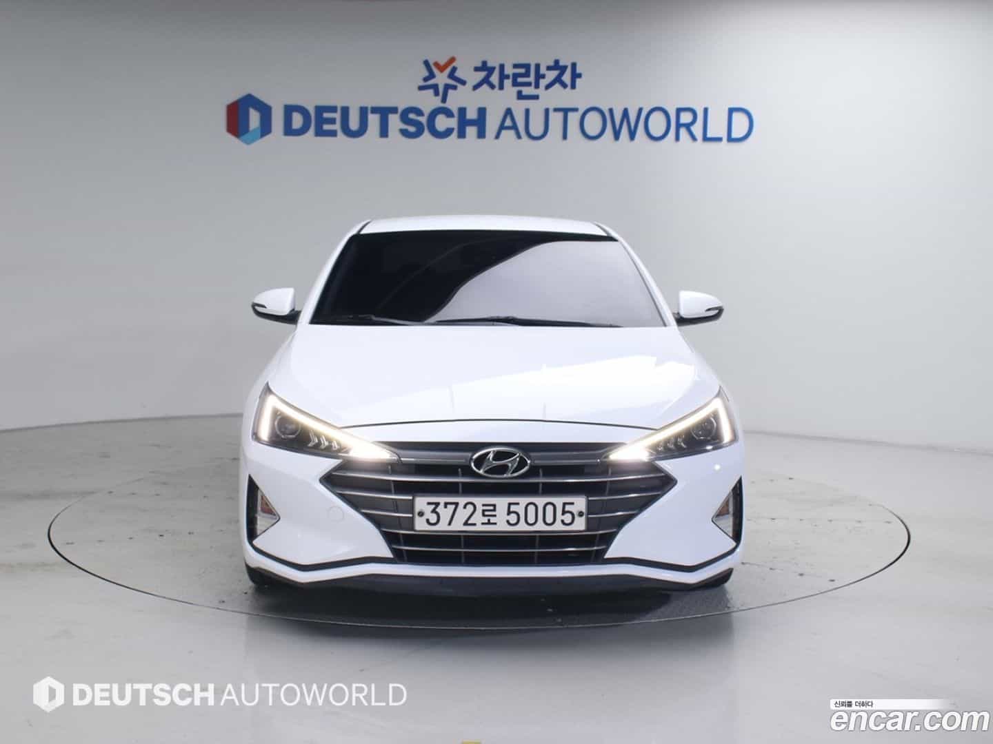AVANTE Hyundai 2019.6-OUTER-003