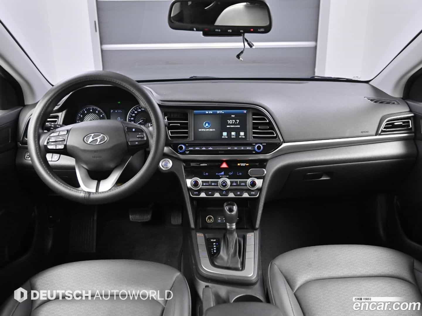 AVANTE Hyundai 2019.6-INNER-007