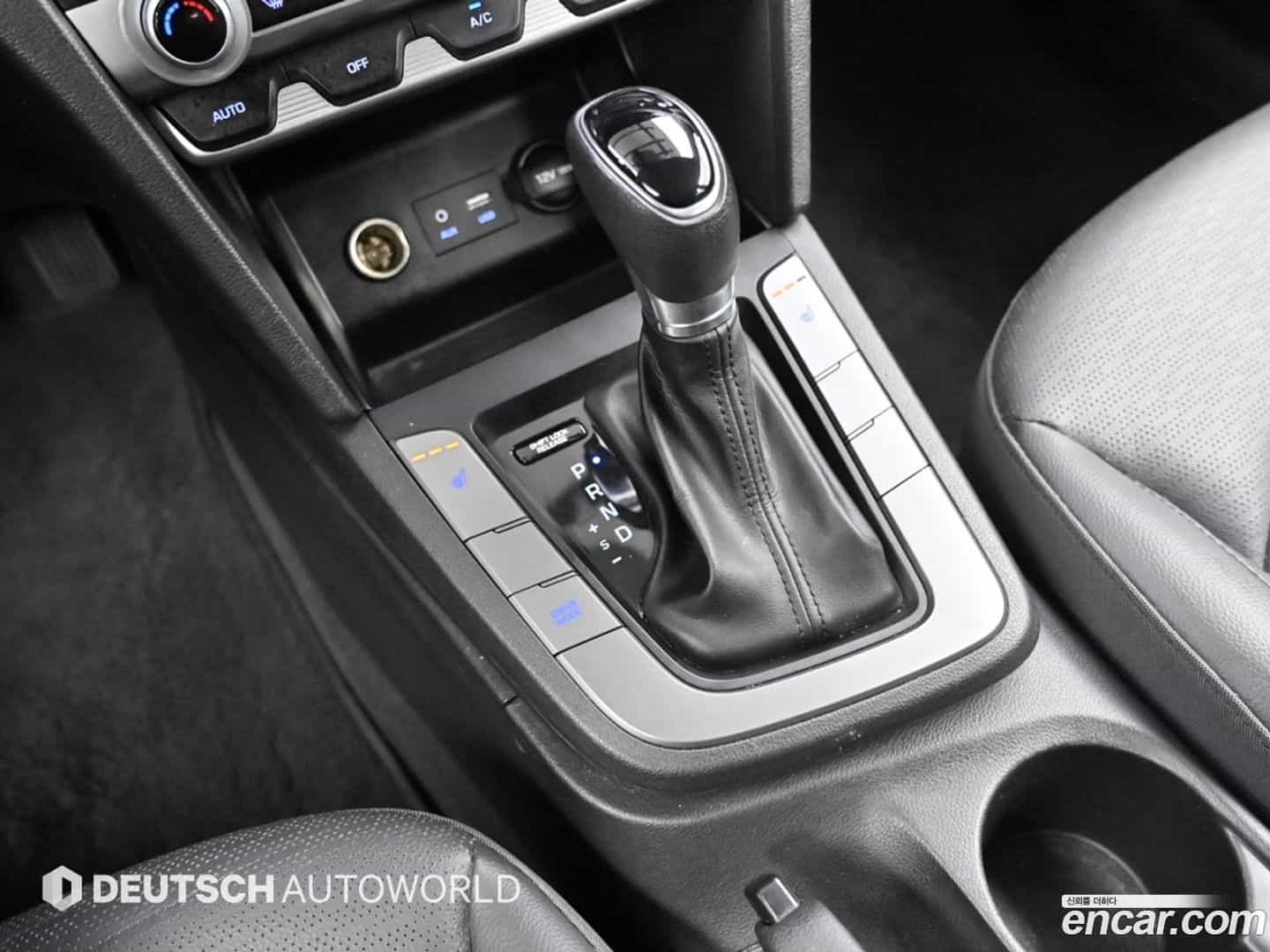 AVANTE Hyundai 2019.6-INNER-009