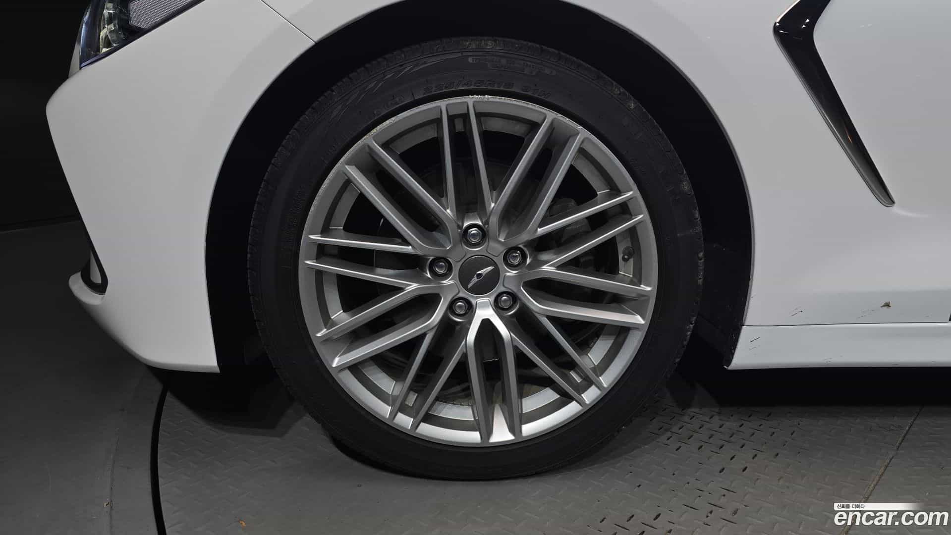 G70 Genesis 2020.4-OUTER-005