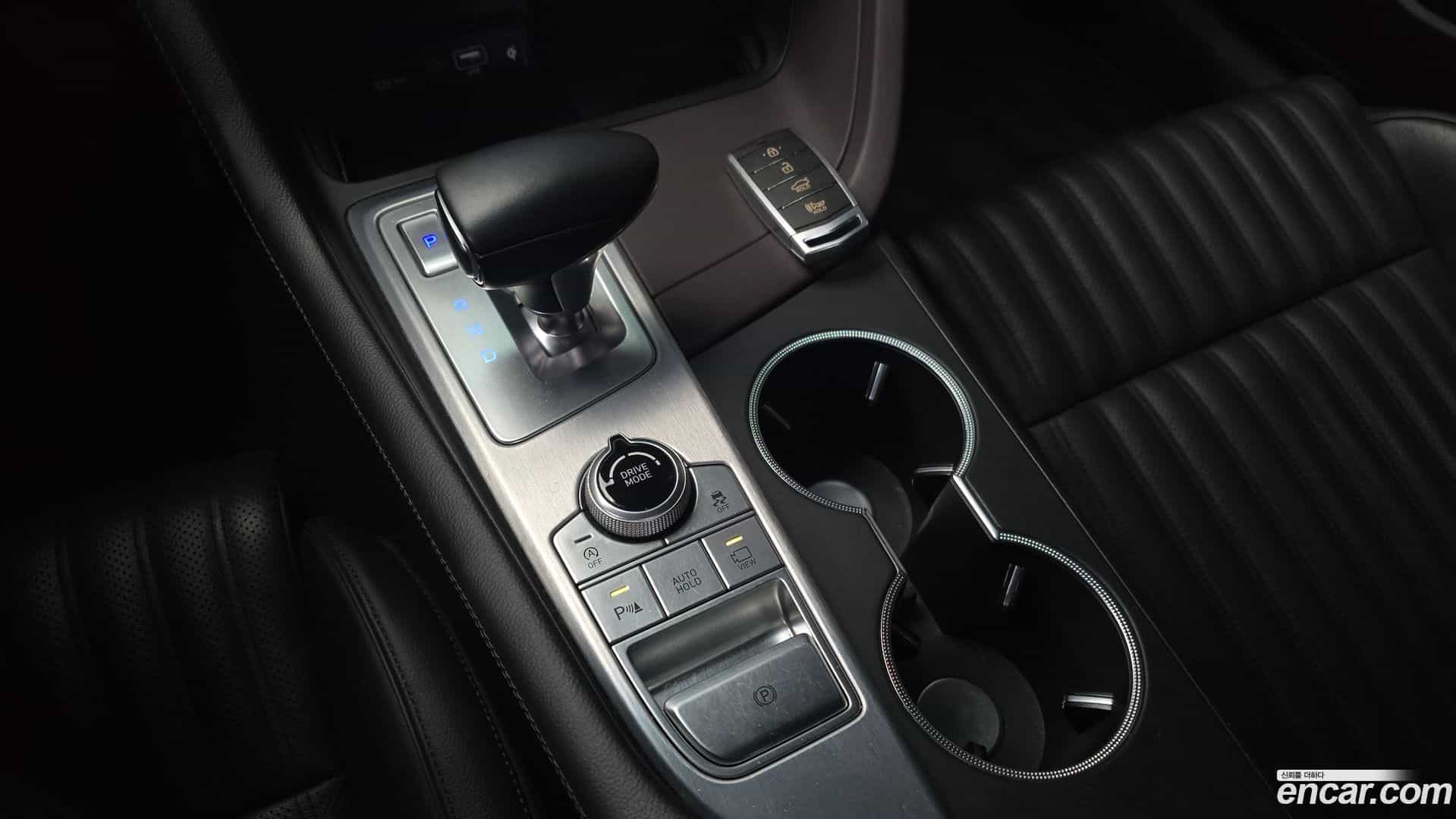 G70 Genesis 2020.4-INNER-009