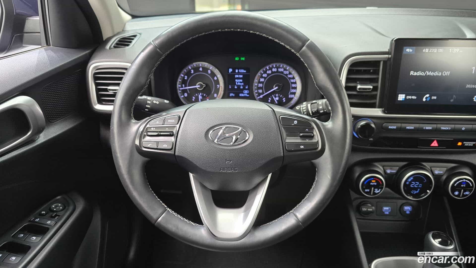 Venue Hyundai 2021.1-OPTION-017
