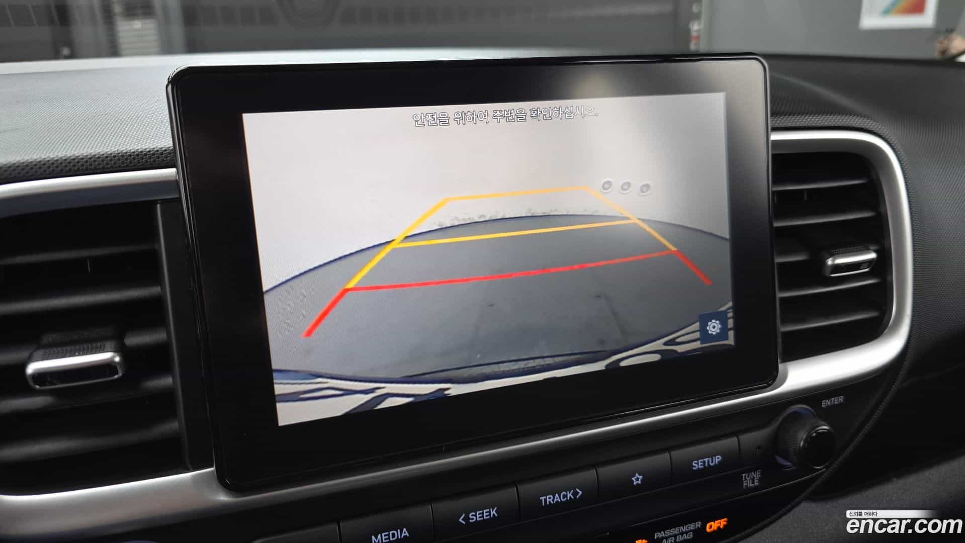 Venue Hyundai 2021.1-OPTION-023