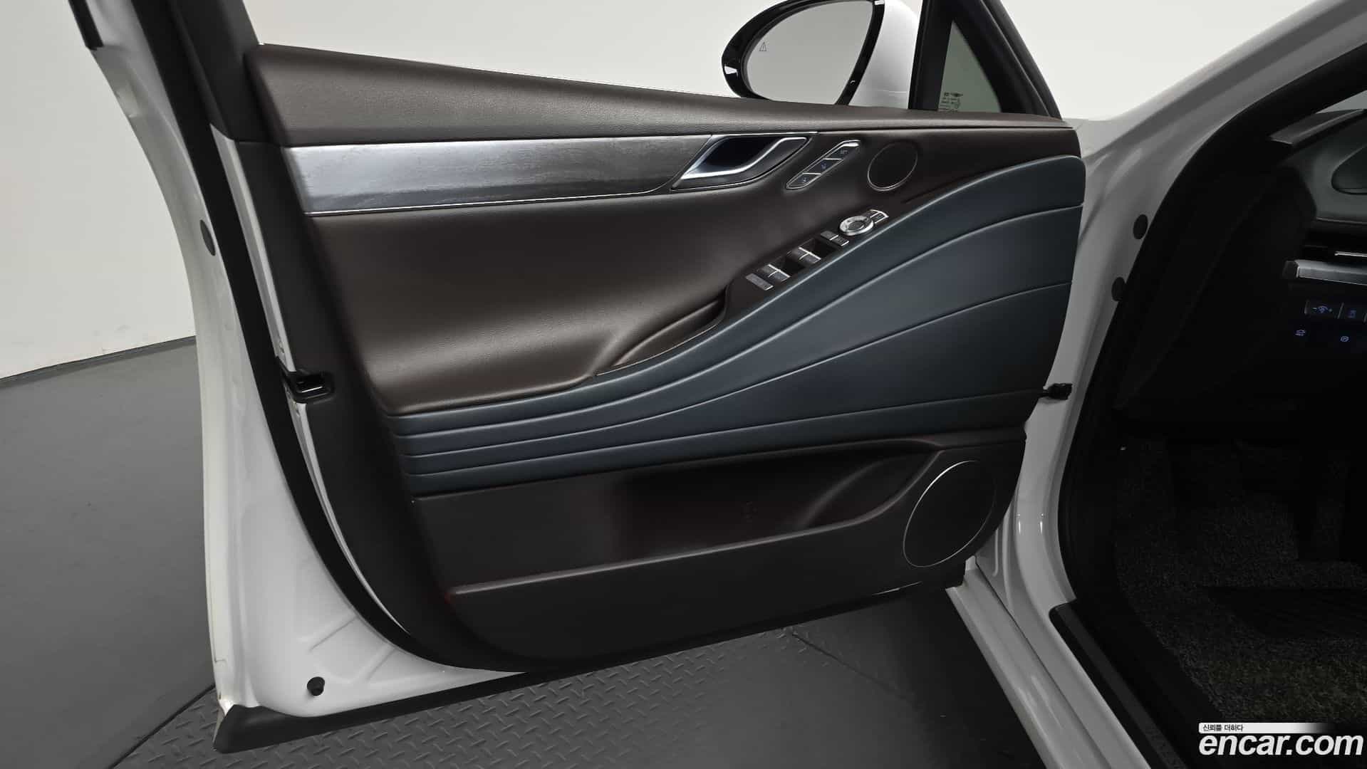G80 Genesis 2021.9-INNER-034