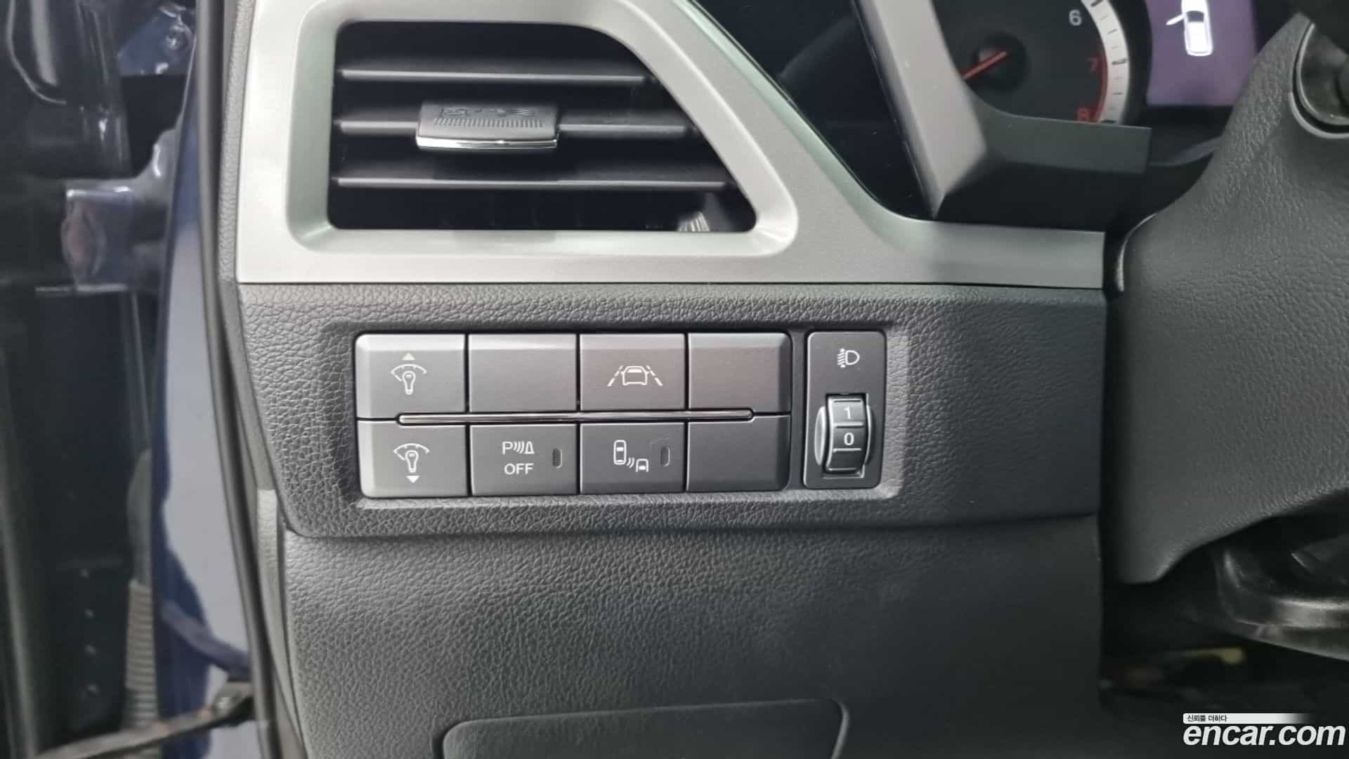 KORANDO KG Mobility 2022.5-OPTION-019
