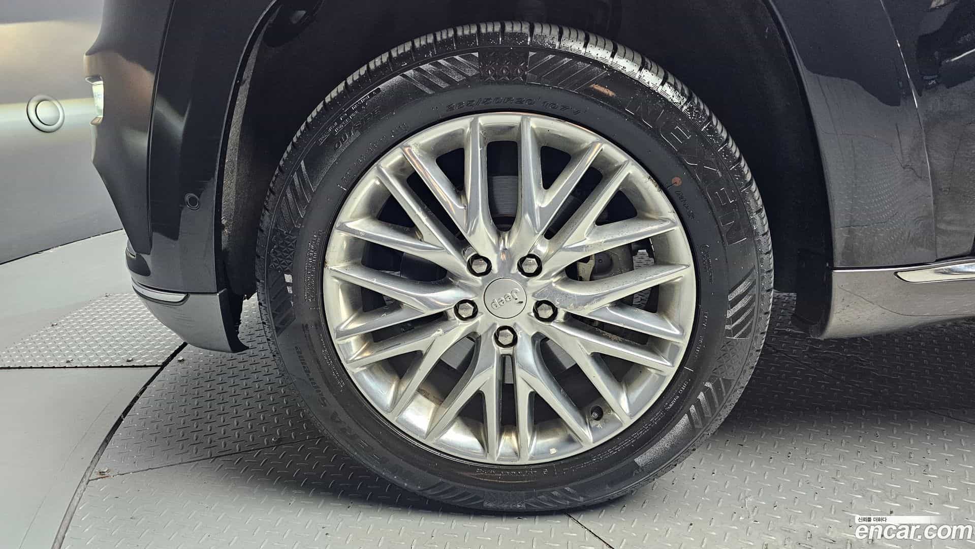 Cherokee Jeep 2017.8-OUTER-005