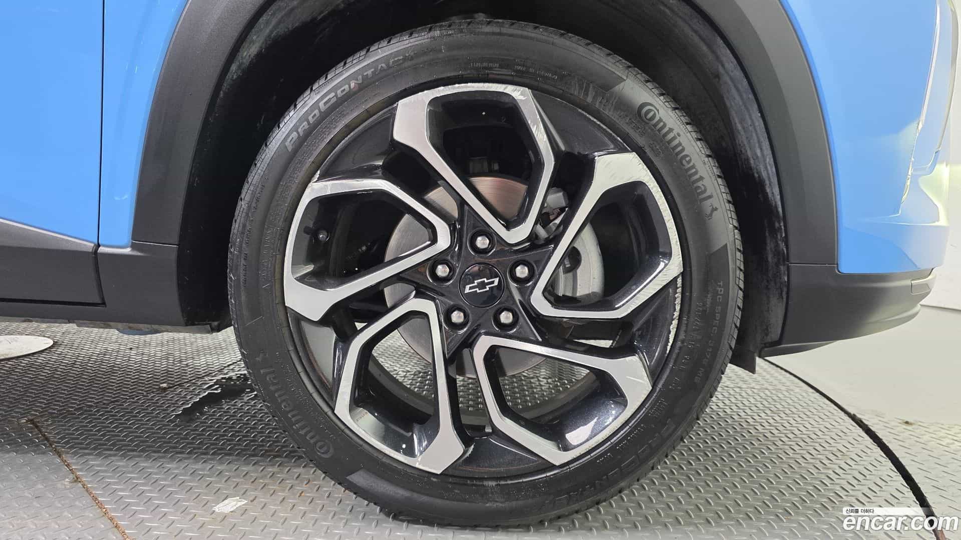 Trax Chevrolet 2023.3-OUTER-031