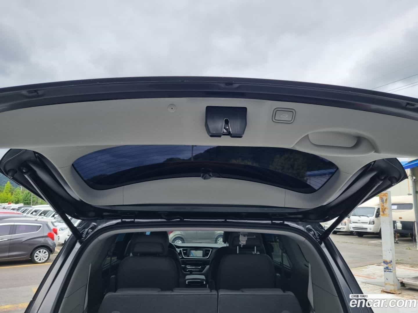 Canival Kia 2017.4-OUTER-005