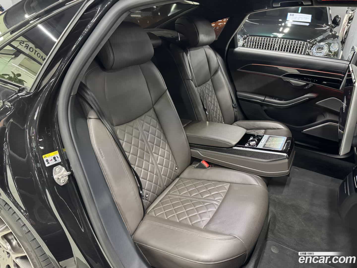 S8 Audi 2021.7-OPTION-017