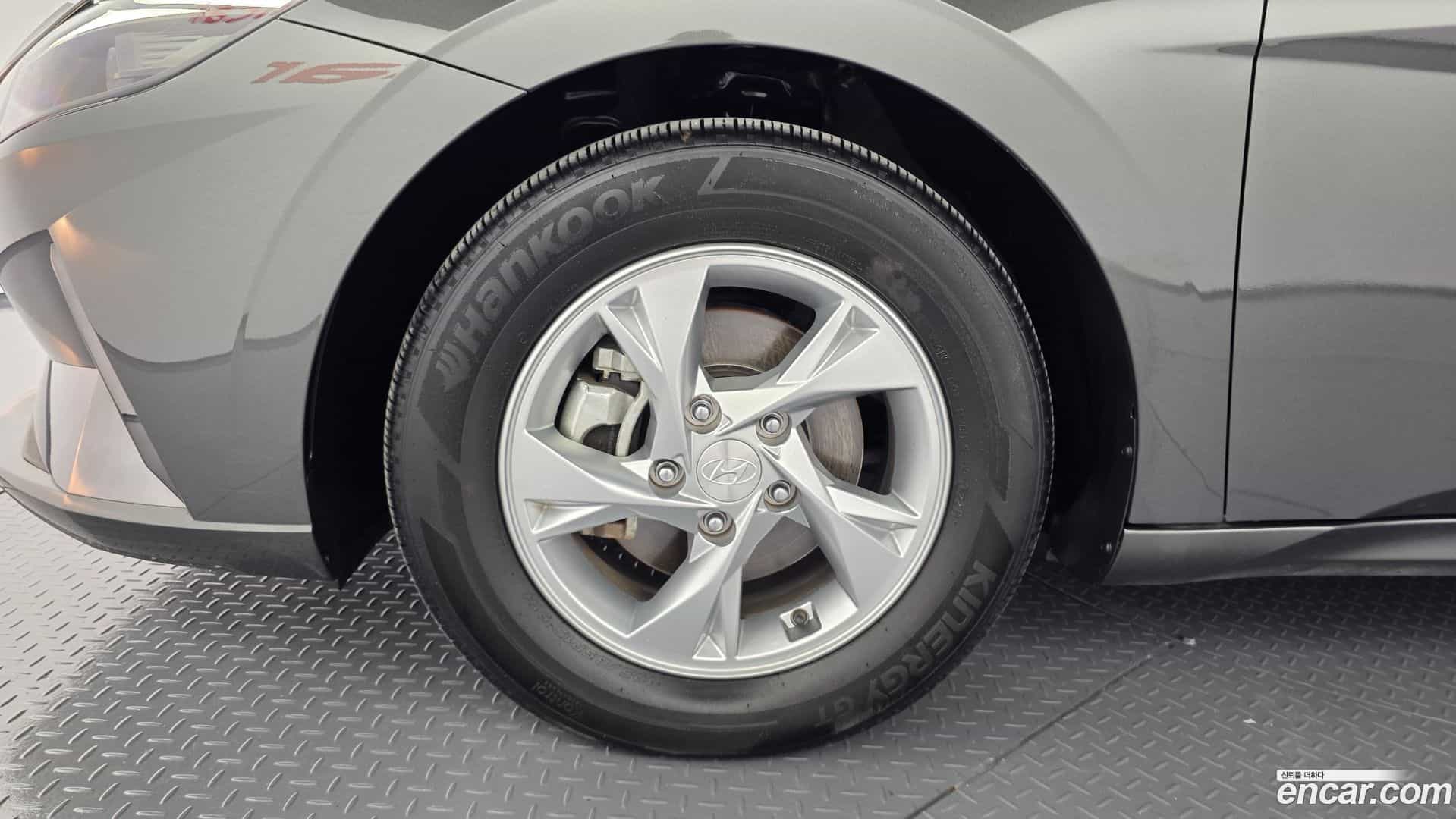 AVANTE Hyundai 2022.0-OUTER-005