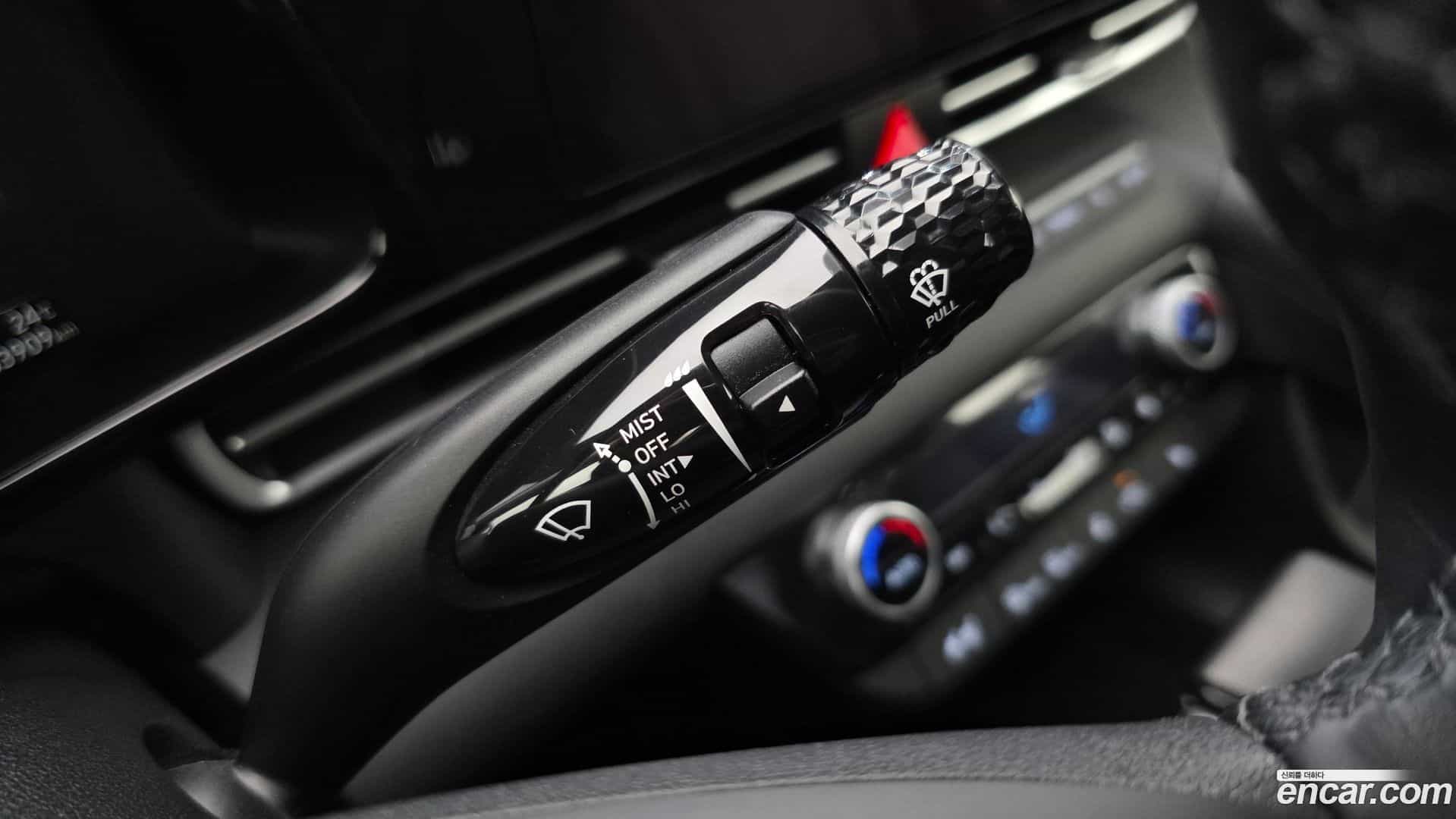 AVANTE Hyundai 2022.0-OPTION-040