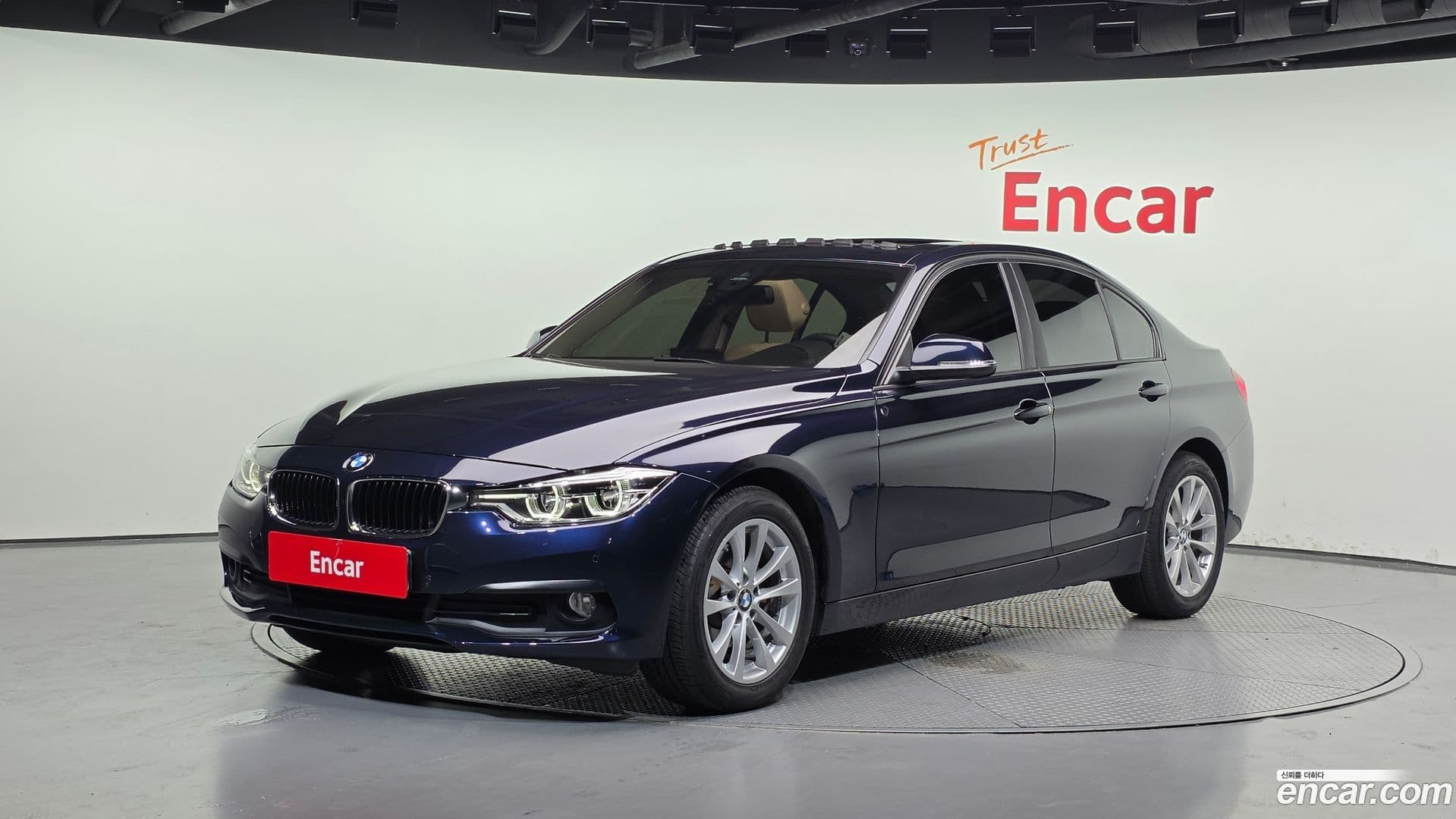 Main__Slider__Photo:3-Series BMW 2016.5-0