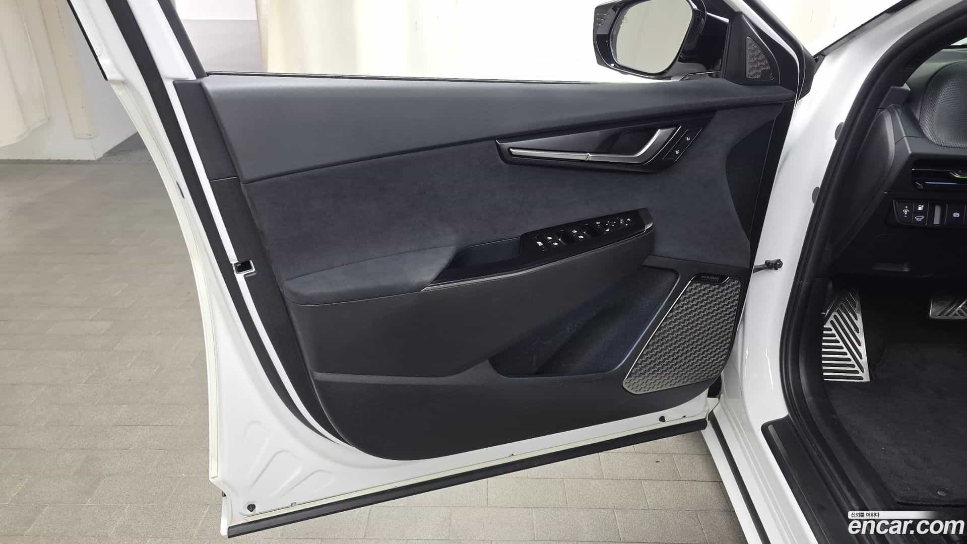 EV6 Kia 2025.0-INNER-034