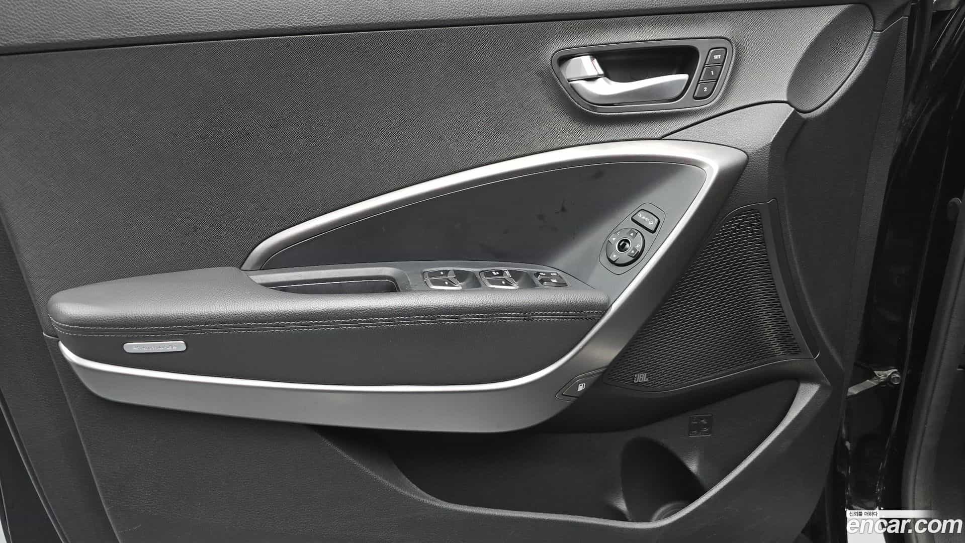 Santafe Hyundai 2015.7-INNER-034