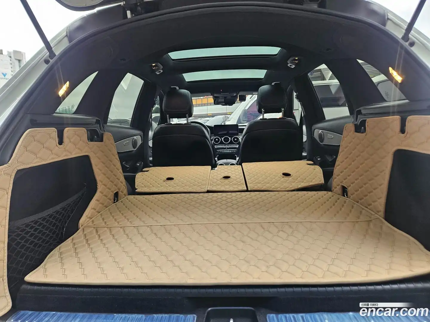 GLC-Class Mercedes-Benz 2021.1-OPTION-023