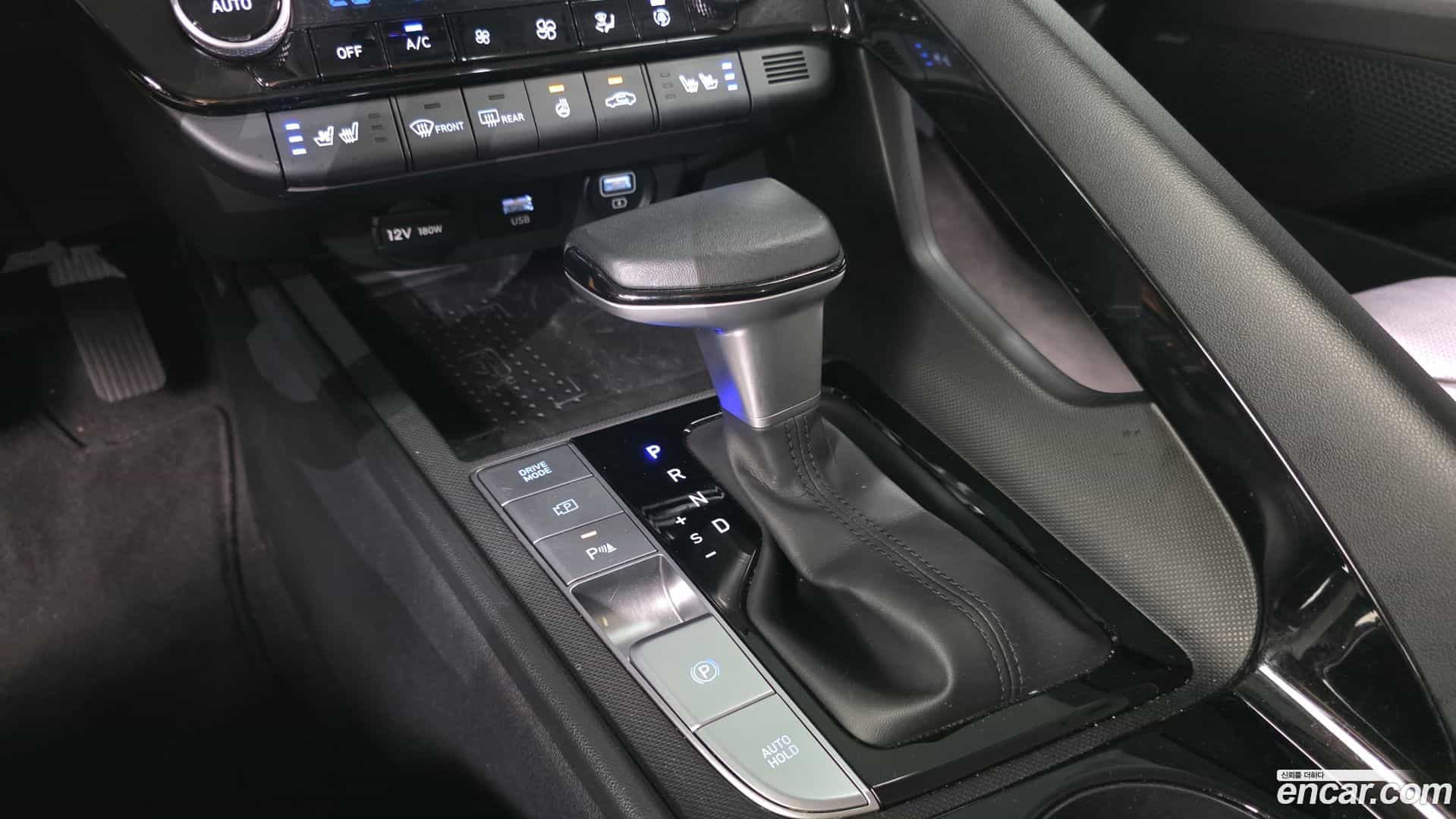 AVANTE Hyundai 2022.1-INNER-009