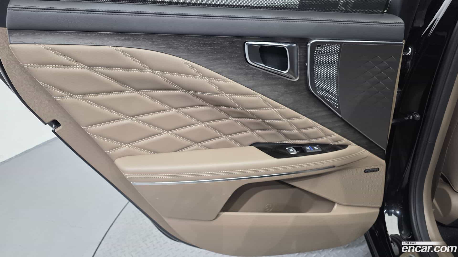 K8 Kia 2021.5-INNER-035