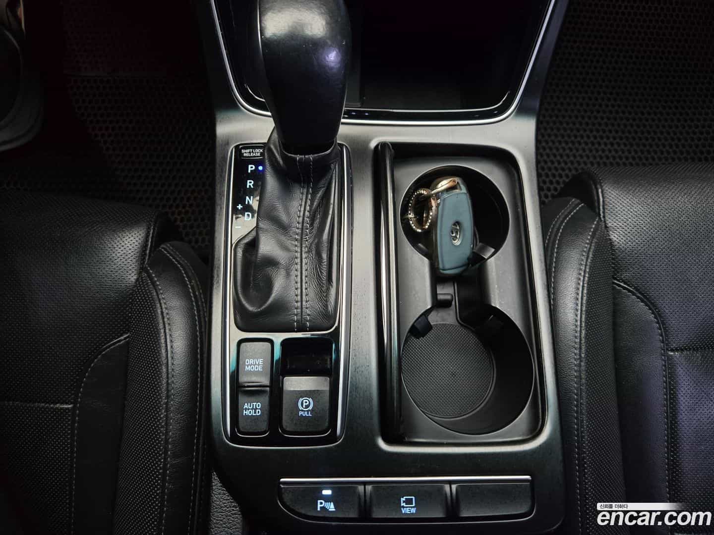 Grandeur Hyundai 2017.11-INNER-007