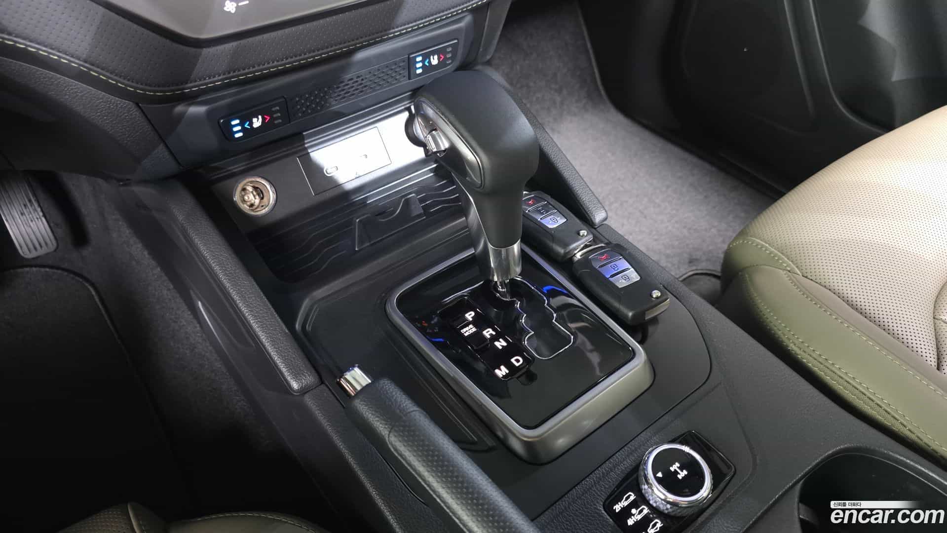 Rexton KG Mobility 2023.7-INNER-009