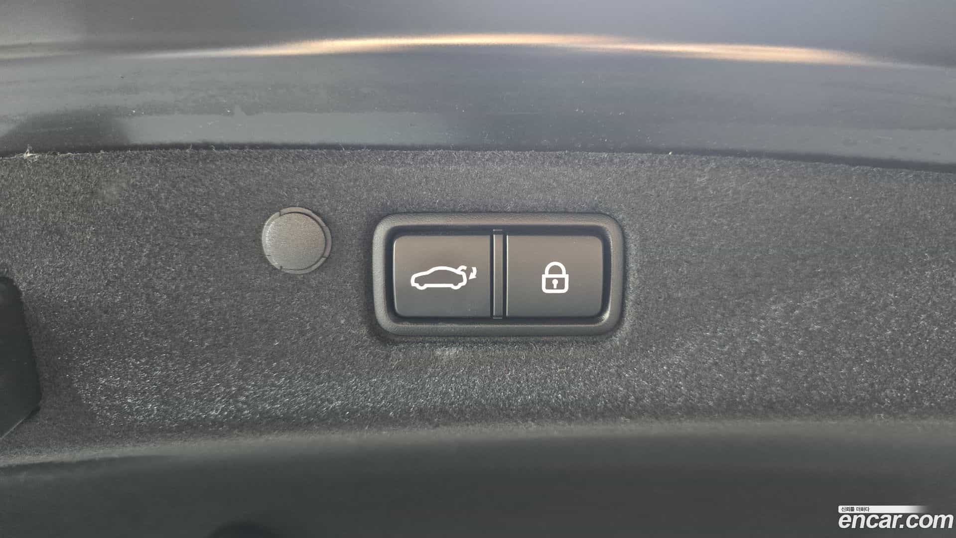 Grandeur Hyundai 2021.3-OPTION-024