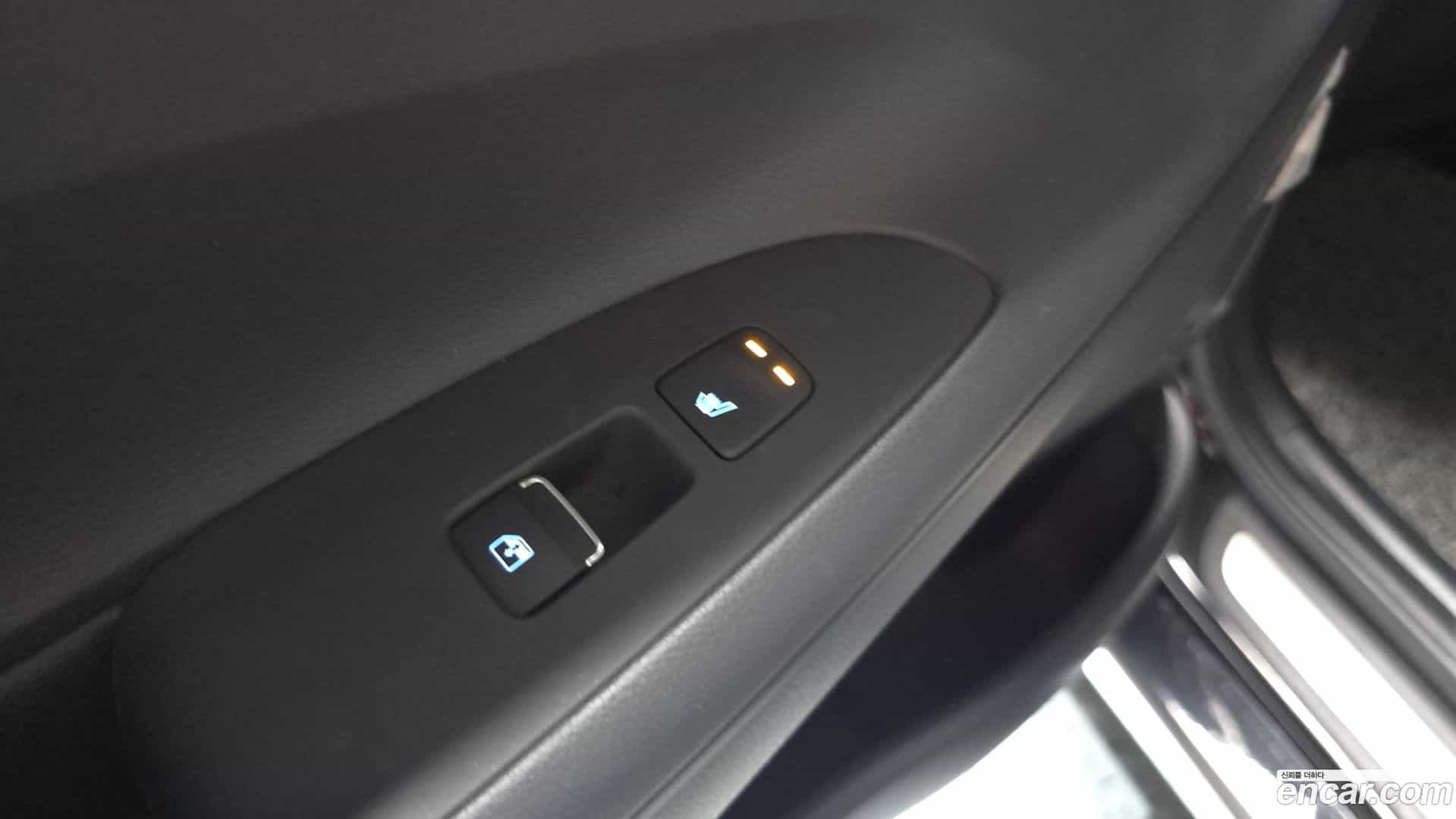Grandeur Hyundai 2021.3-OPTION-040