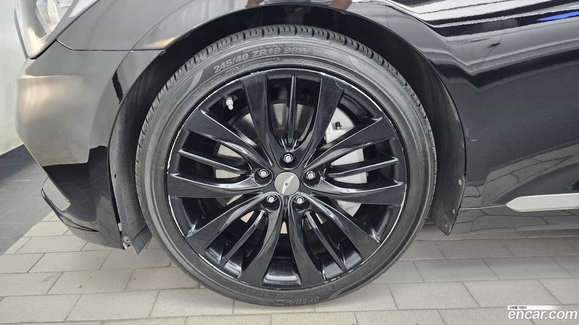 Genesis Hyundai 2016.9-OUTER-005