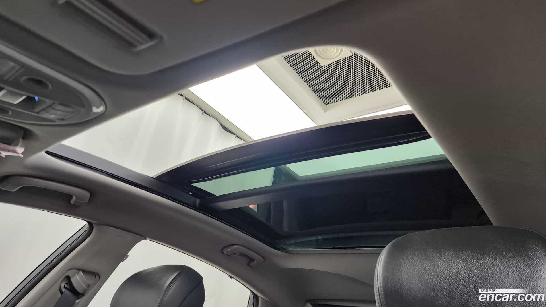 Genesis Hyundai 2016.9-OPTION-022