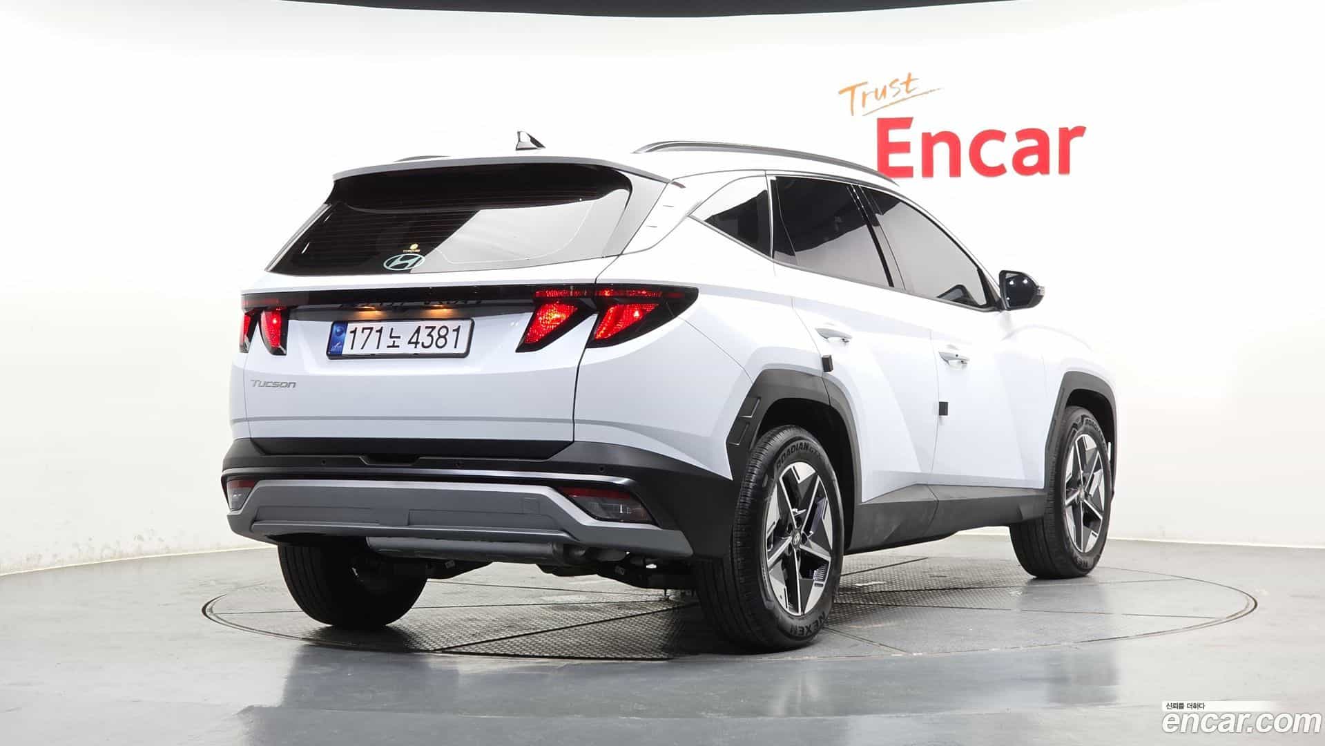 Tucson Hyundai 2025.4-OUTER-002