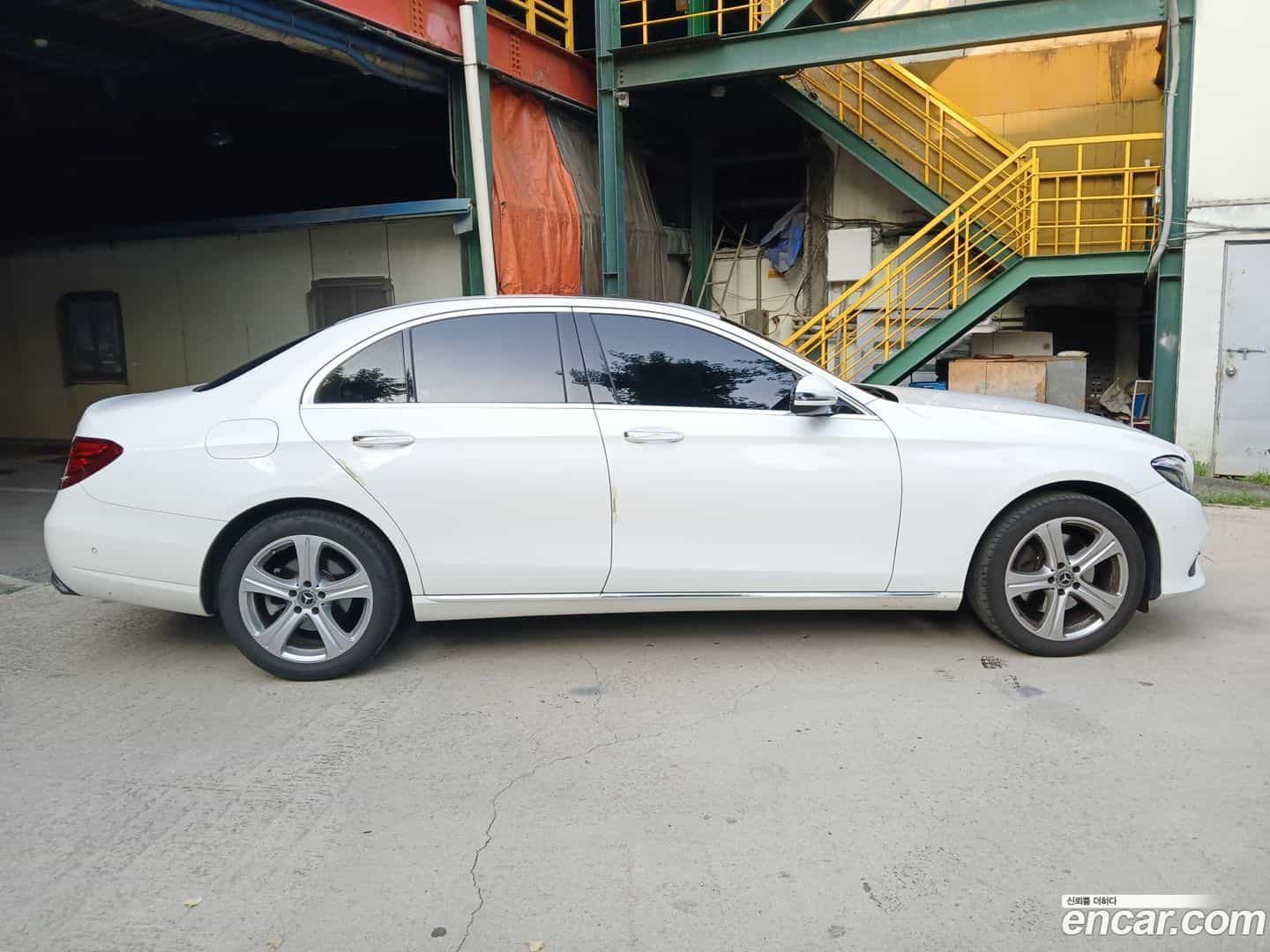 E-Class Mercedes-Benz 2018.2-OUTER-006