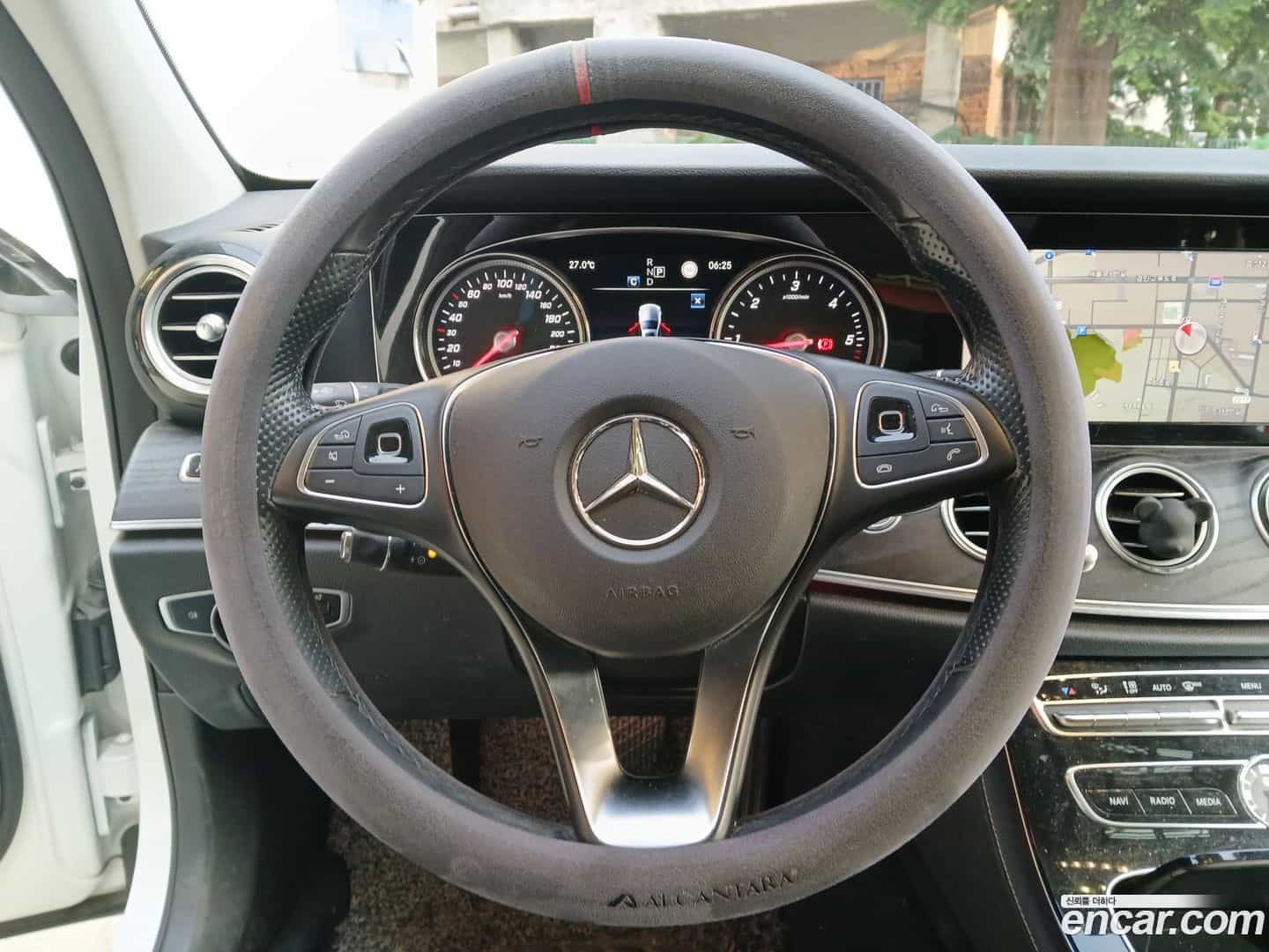 E-Class Mercedes-Benz 2018.2-OPTION-018