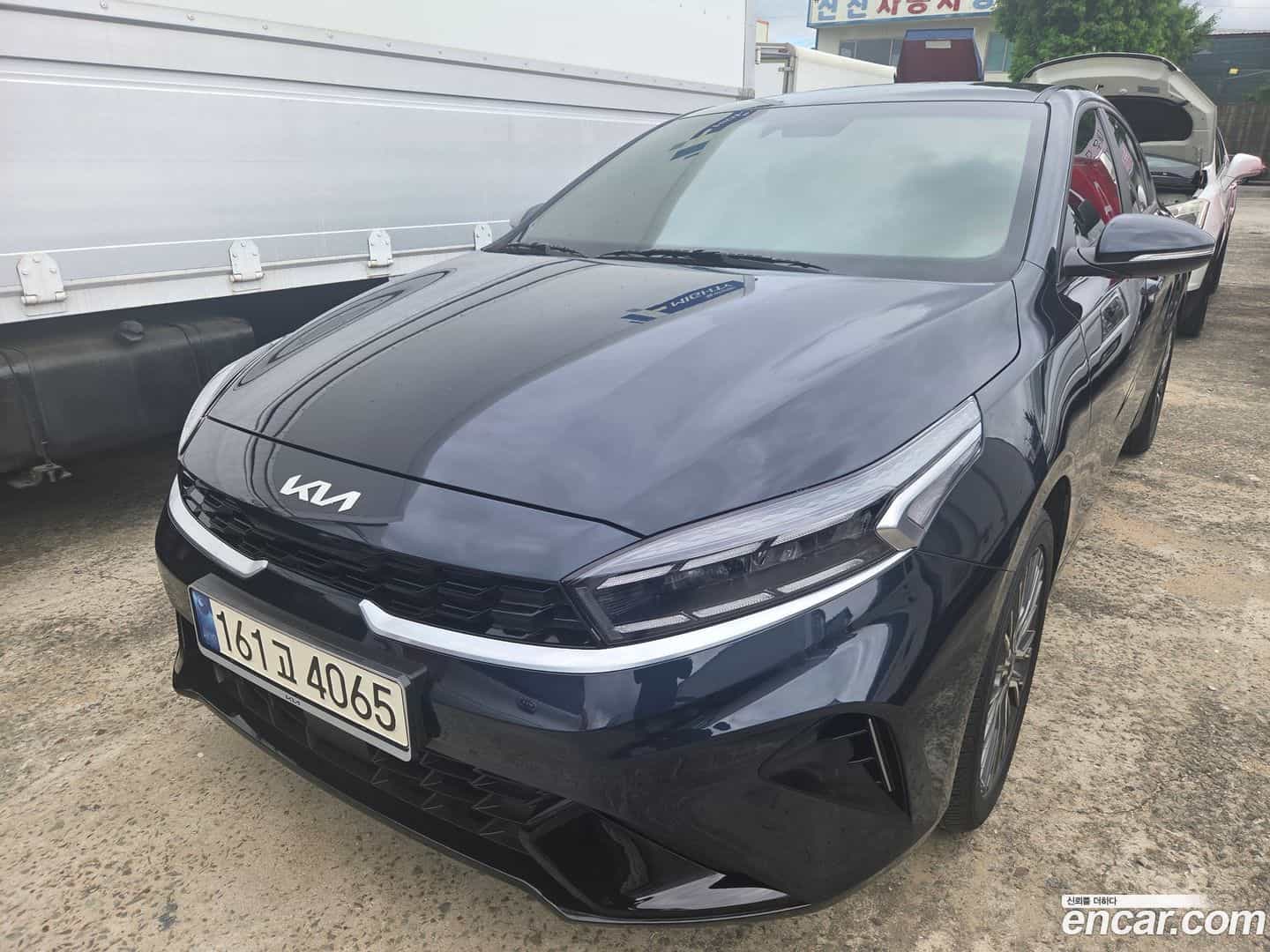 K3 Kia 2024.0-OUTER-001
