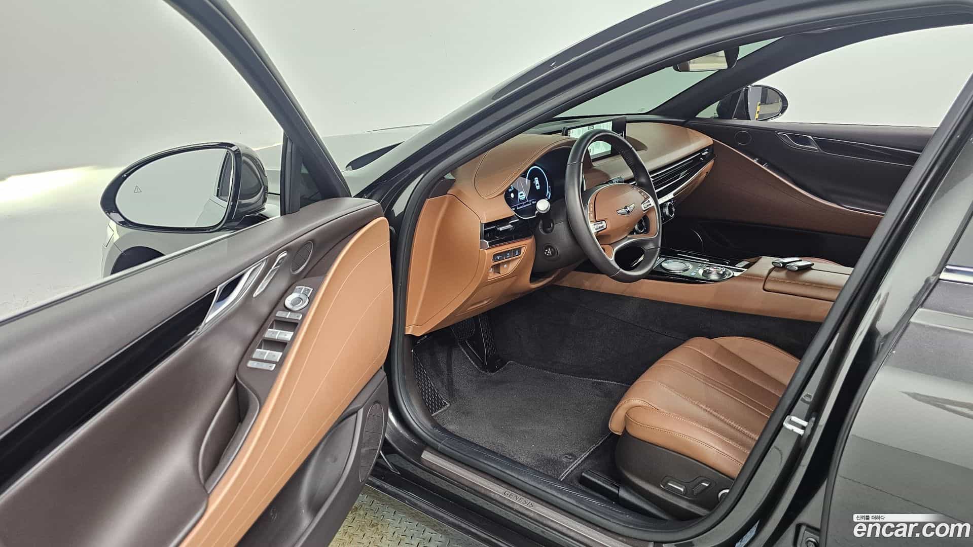 G80 Genesis 2022.4-INNER-010