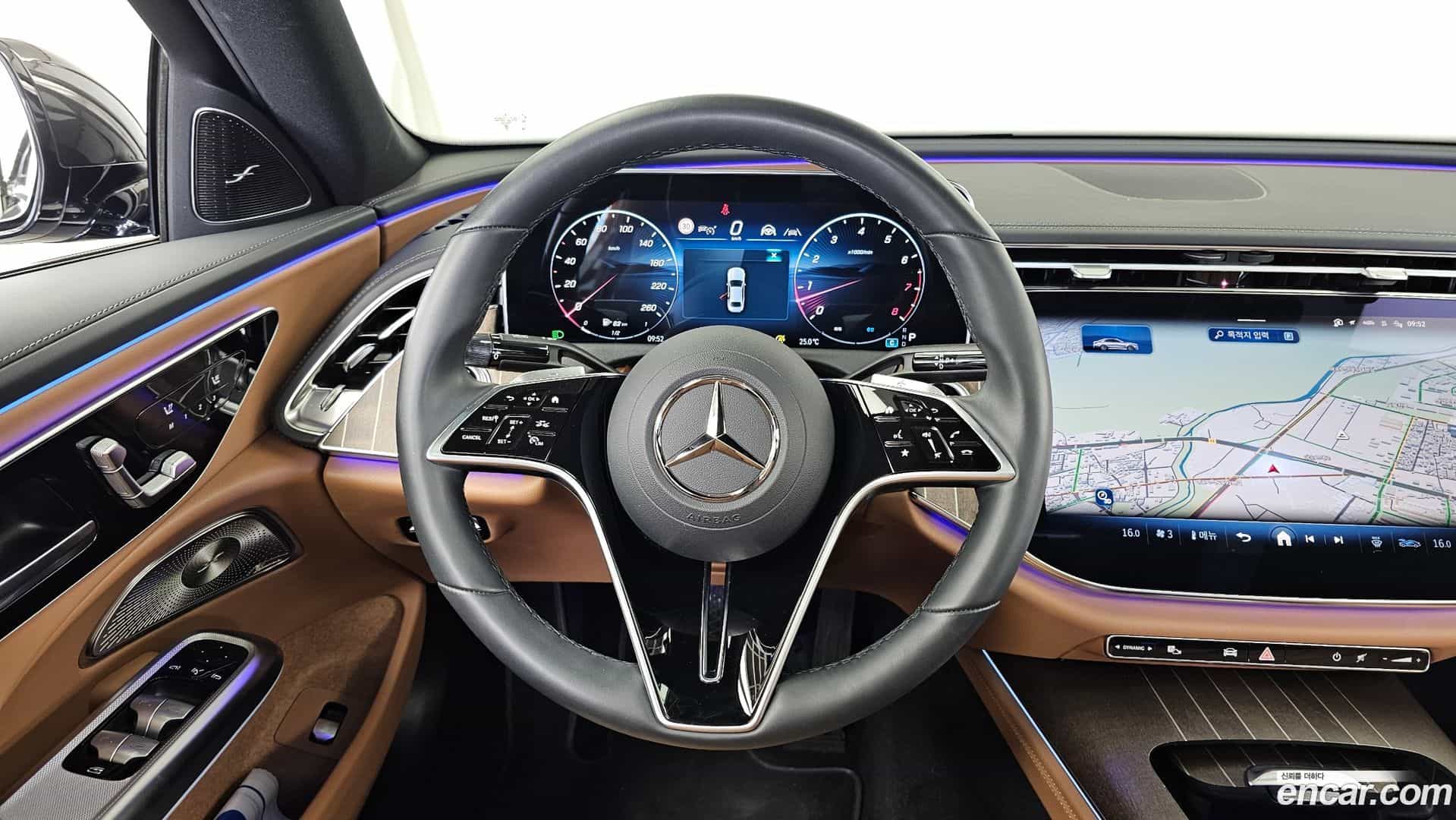 E-Class Mercedes-Benz 2024.7-OPTION-017