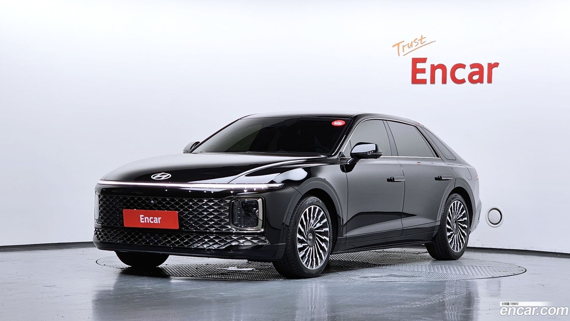 Main__Slider__Photo:Grandeur Hyundai 2024.11-0