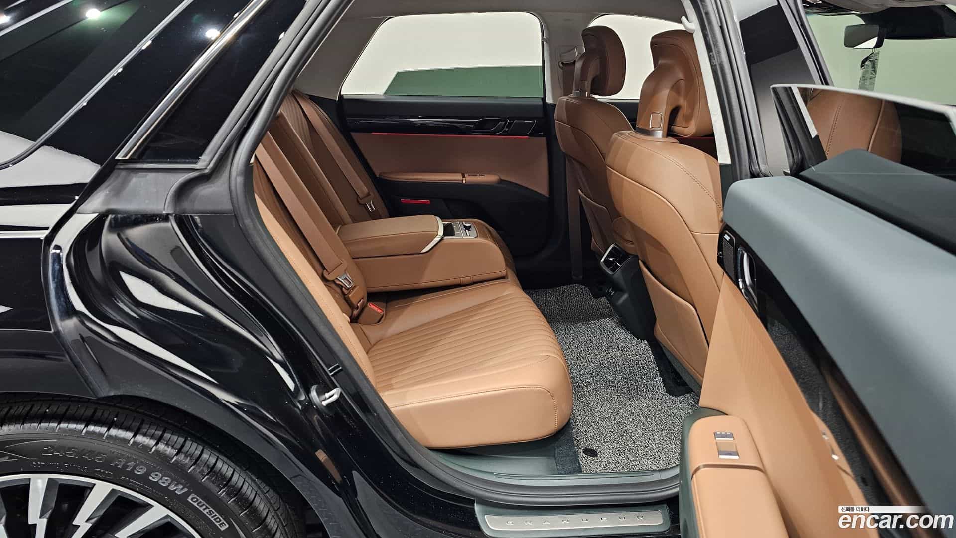 Grandeur Hyundai 2024.11-OPTION-015