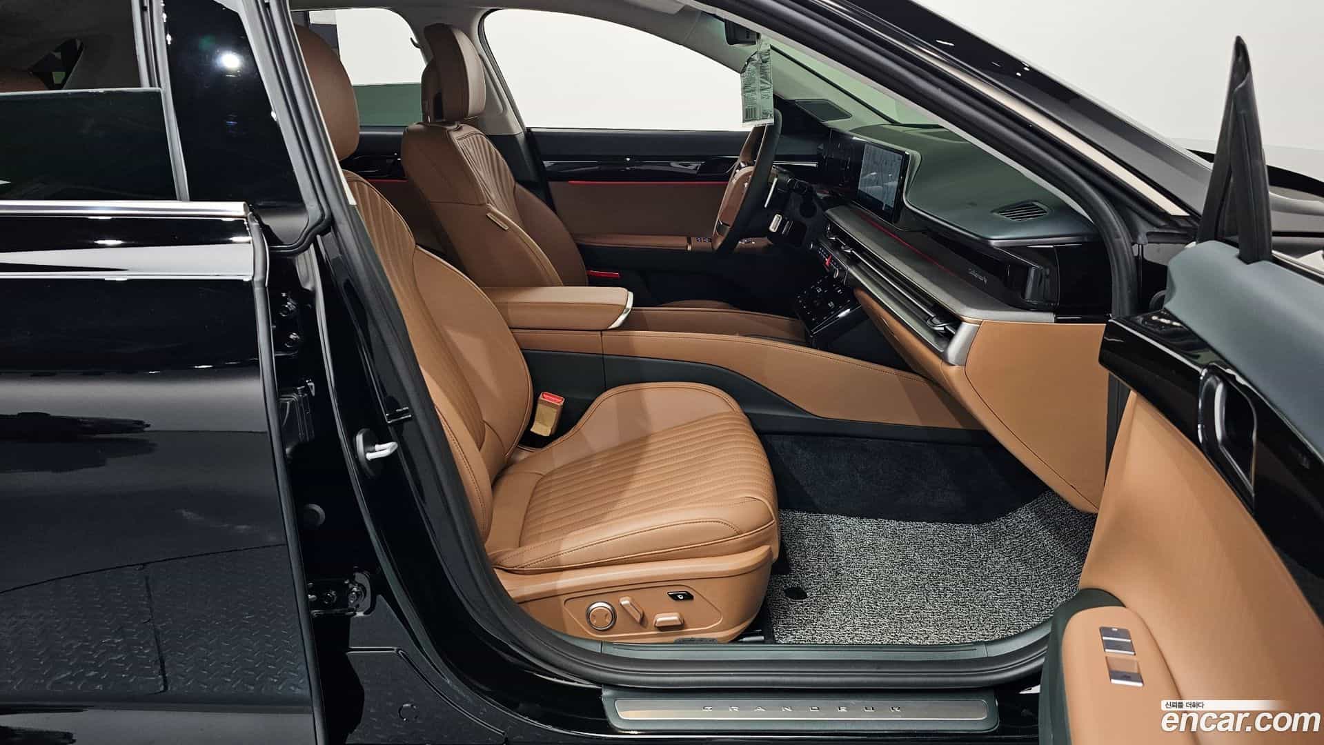 Grandeur Hyundai 2024.11-INNER-036