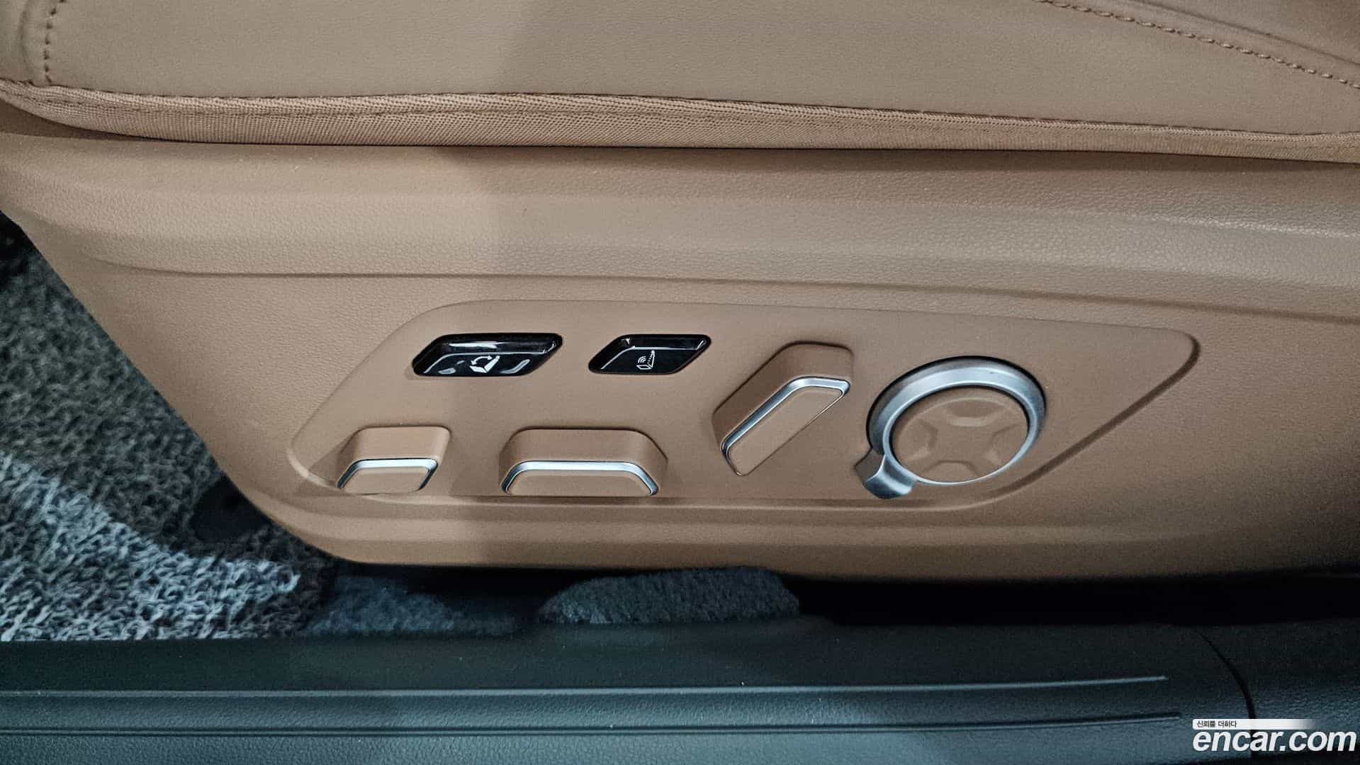 Grandeur Hyundai 2024.11-OPTION-049