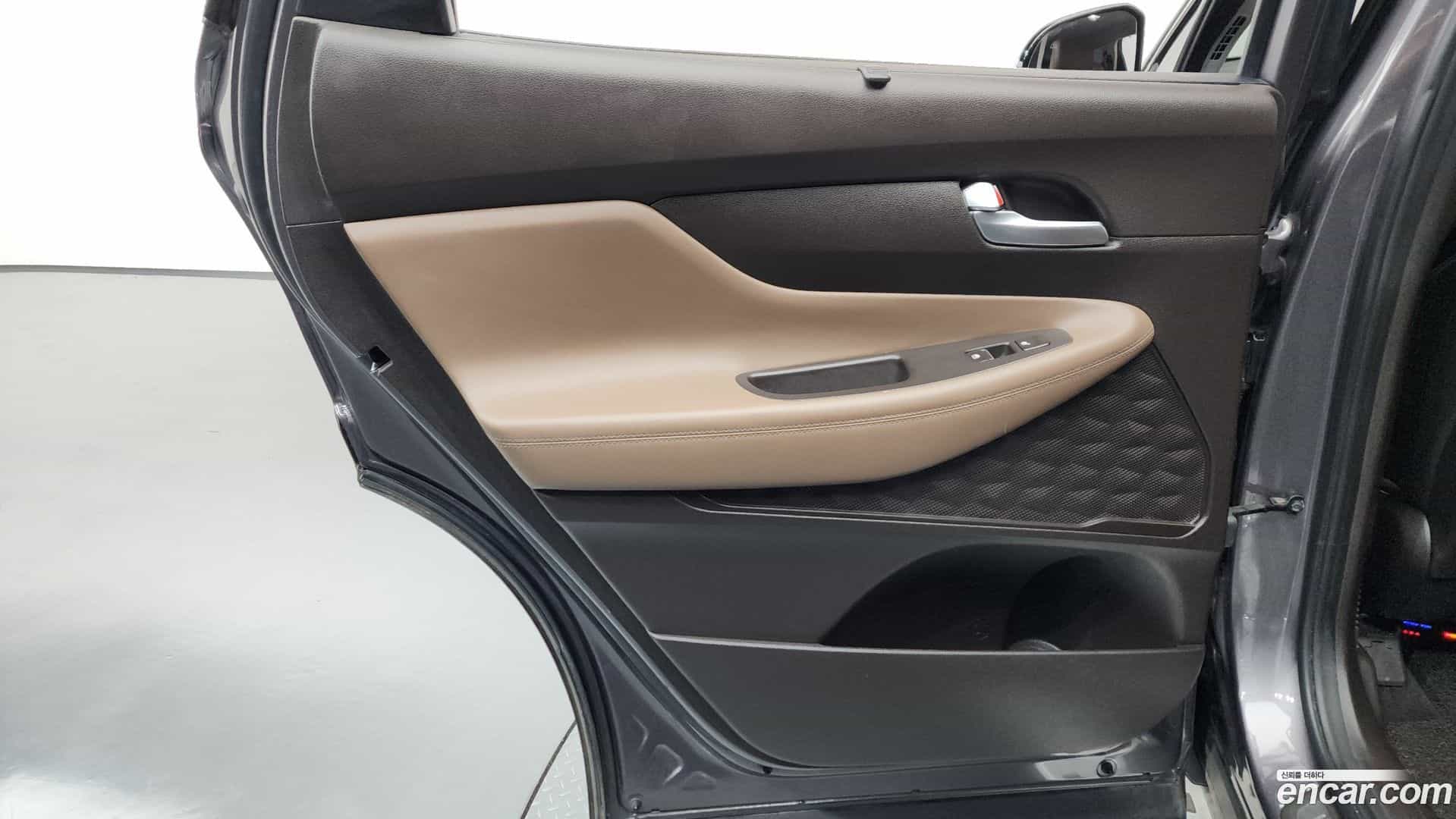 Santafe Hyundai 2020.11-INNER-035