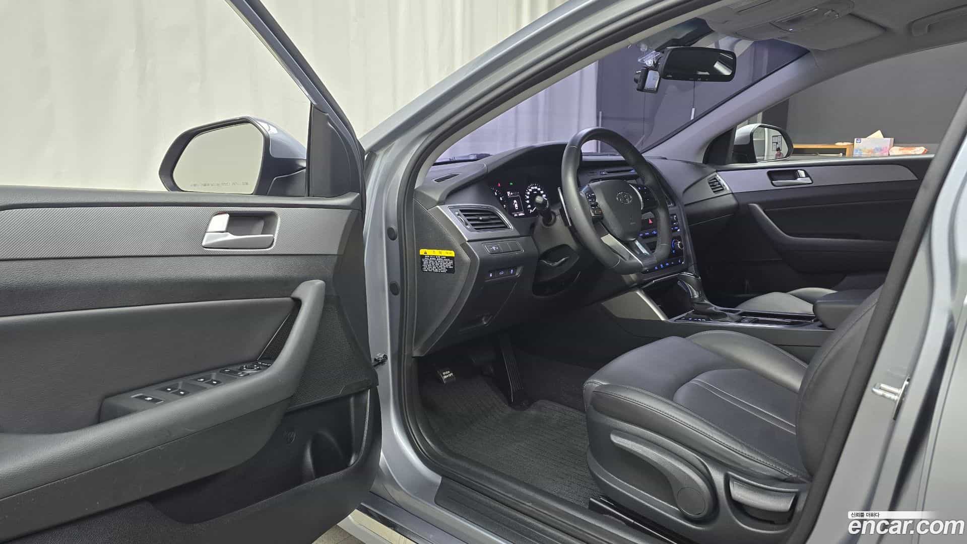 Sonata Hyundai 2015.11-INNER-010