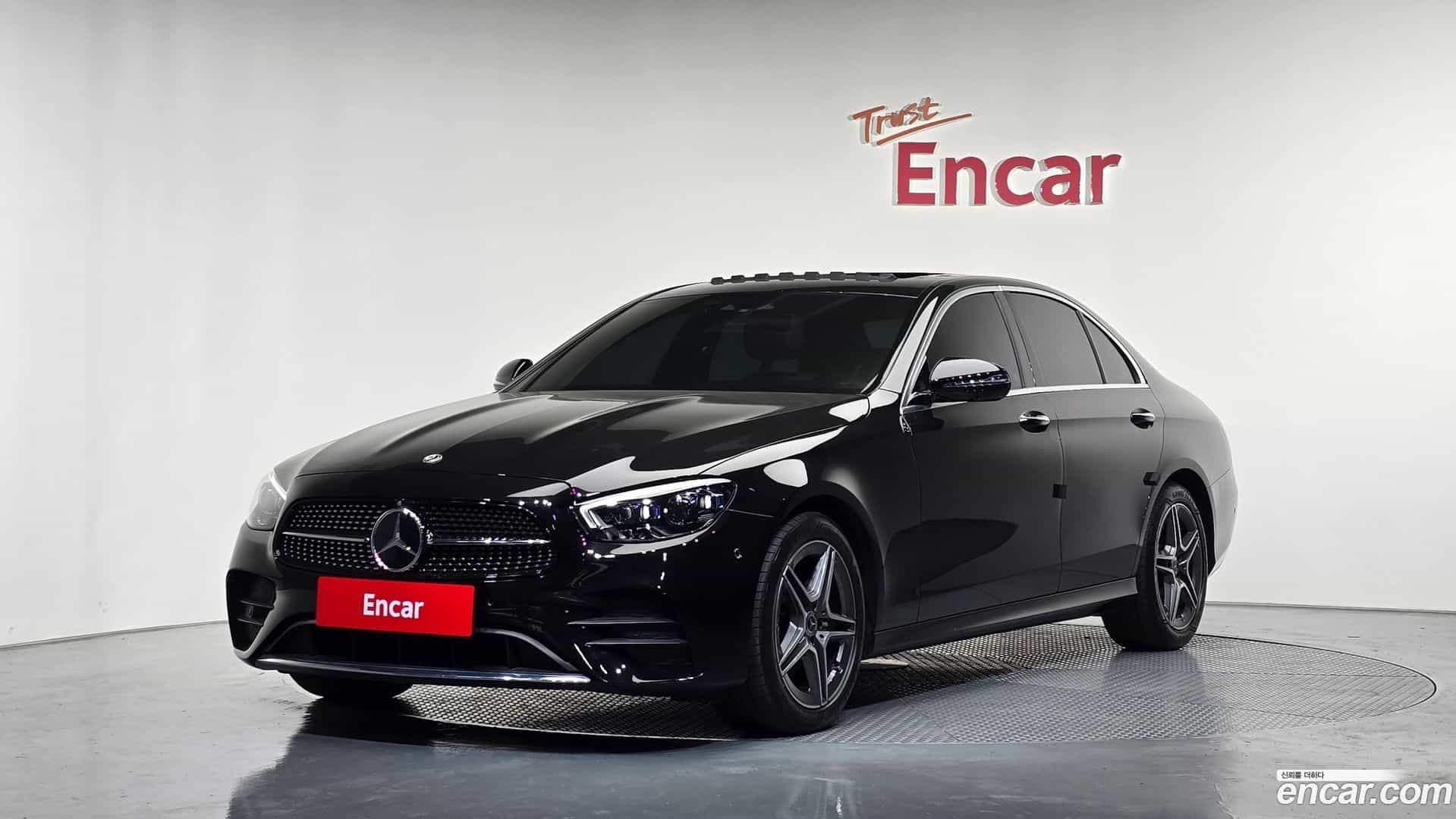 E-Class Mercedes-Benz 2022.9-OUTER-001