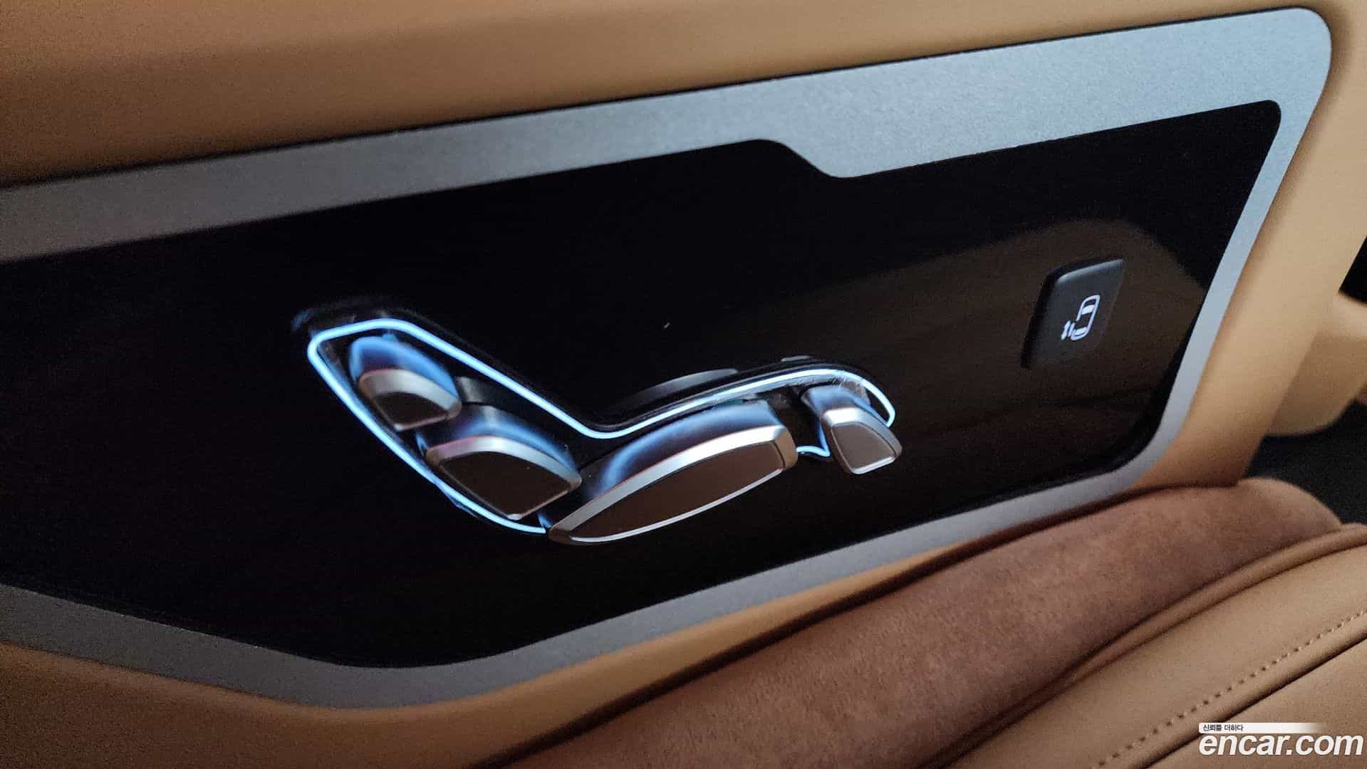 Canival Kia 2023.1-OPTION-021