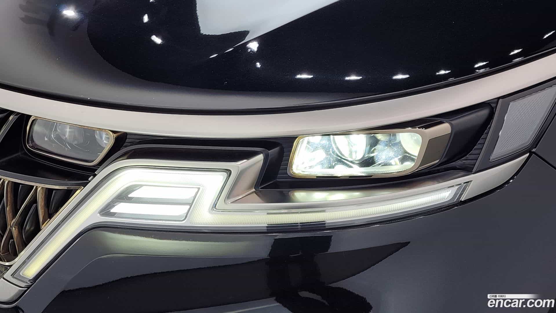 Canival Kia 2023.1-OUTER-032