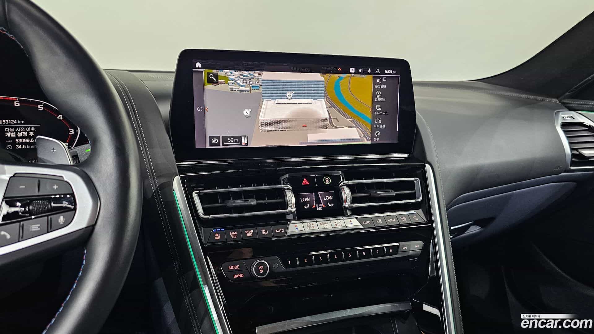 8-Series BMW 2023.8-OPTION-016