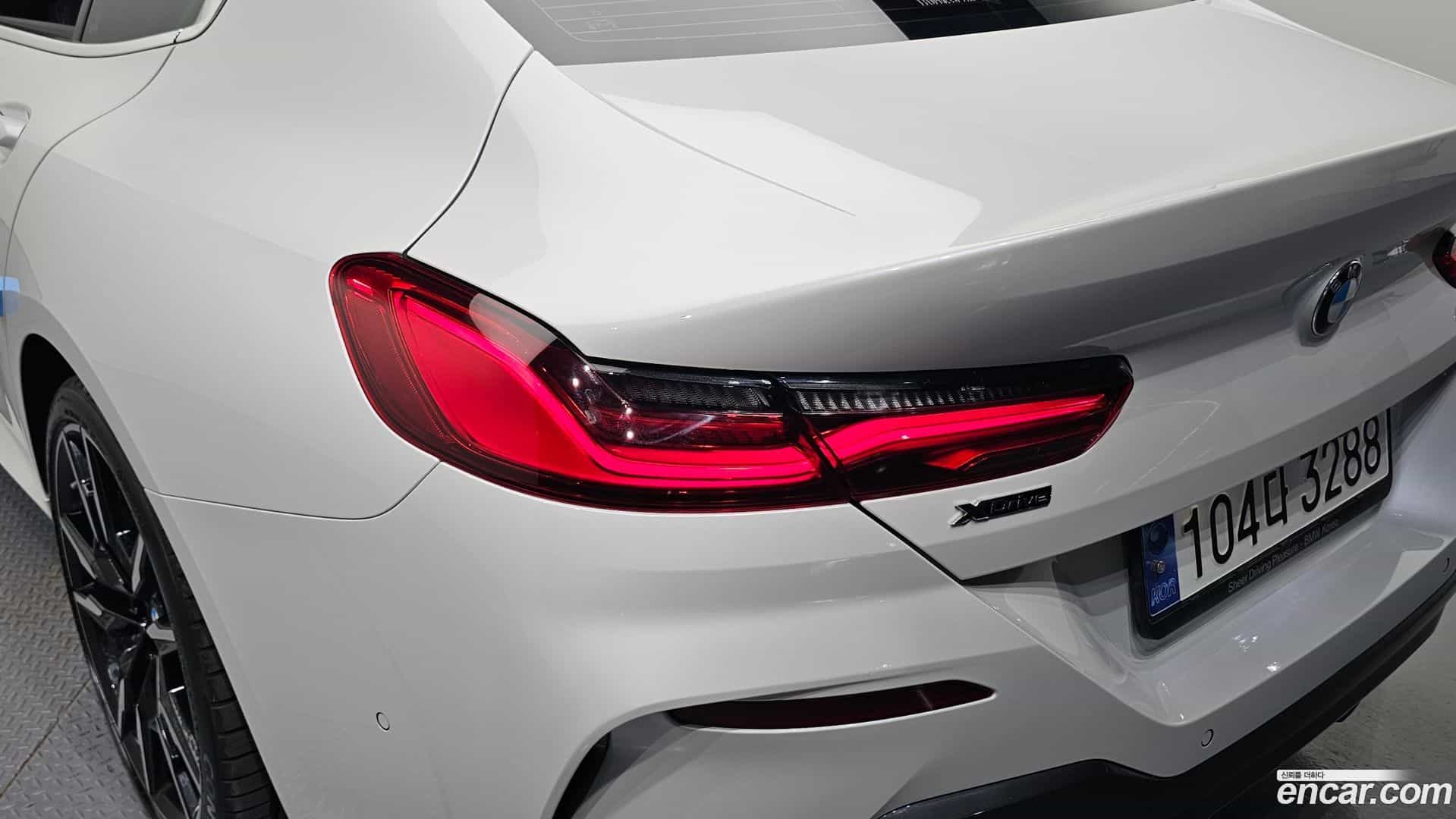 8-Series BMW 2023.8-OUTER-033