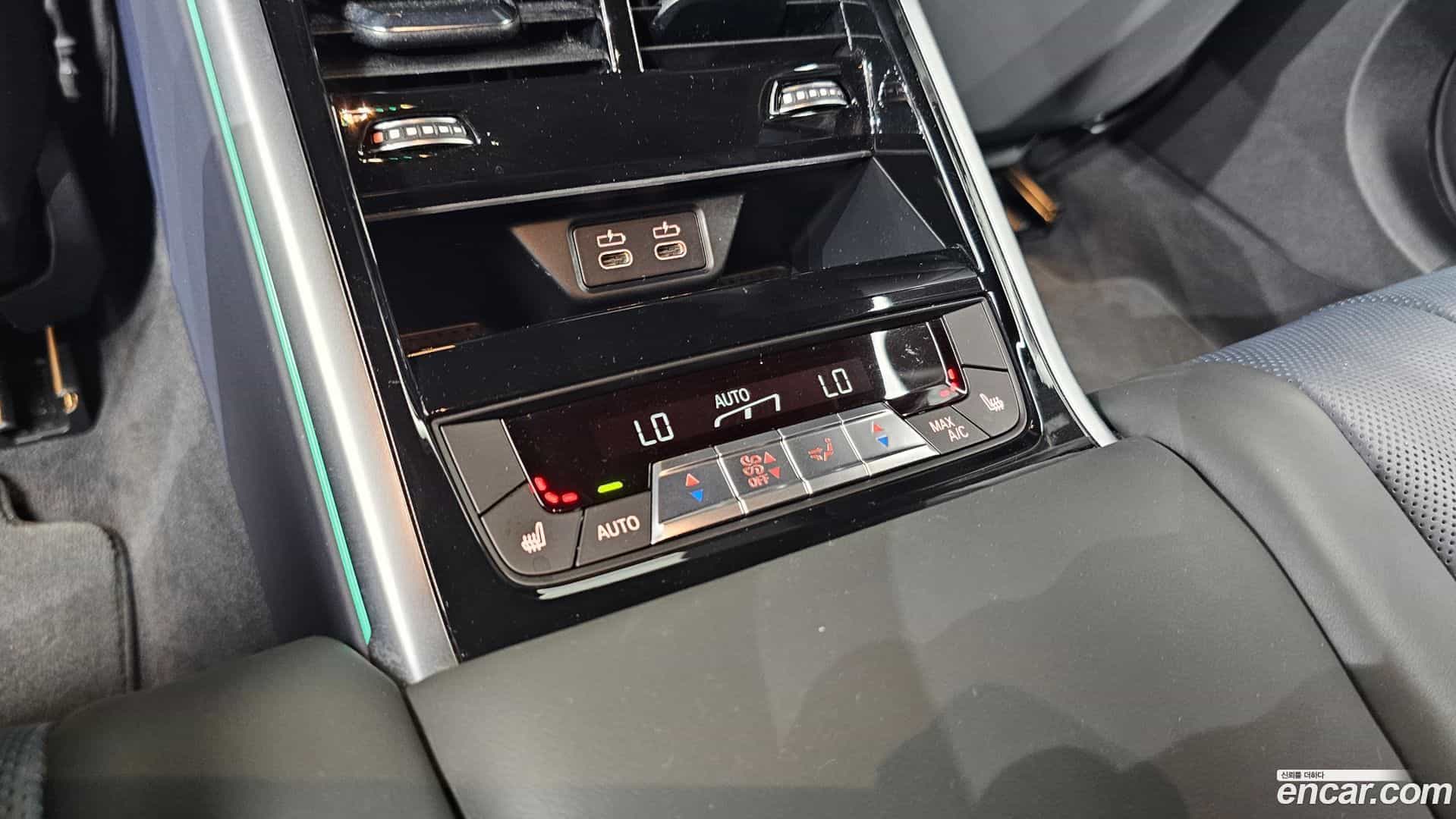 8-Series BMW 2023.8-OPTION-043