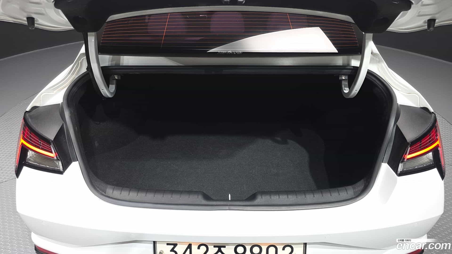 AVANTE Hyundai 2020.11-OPTION-024
