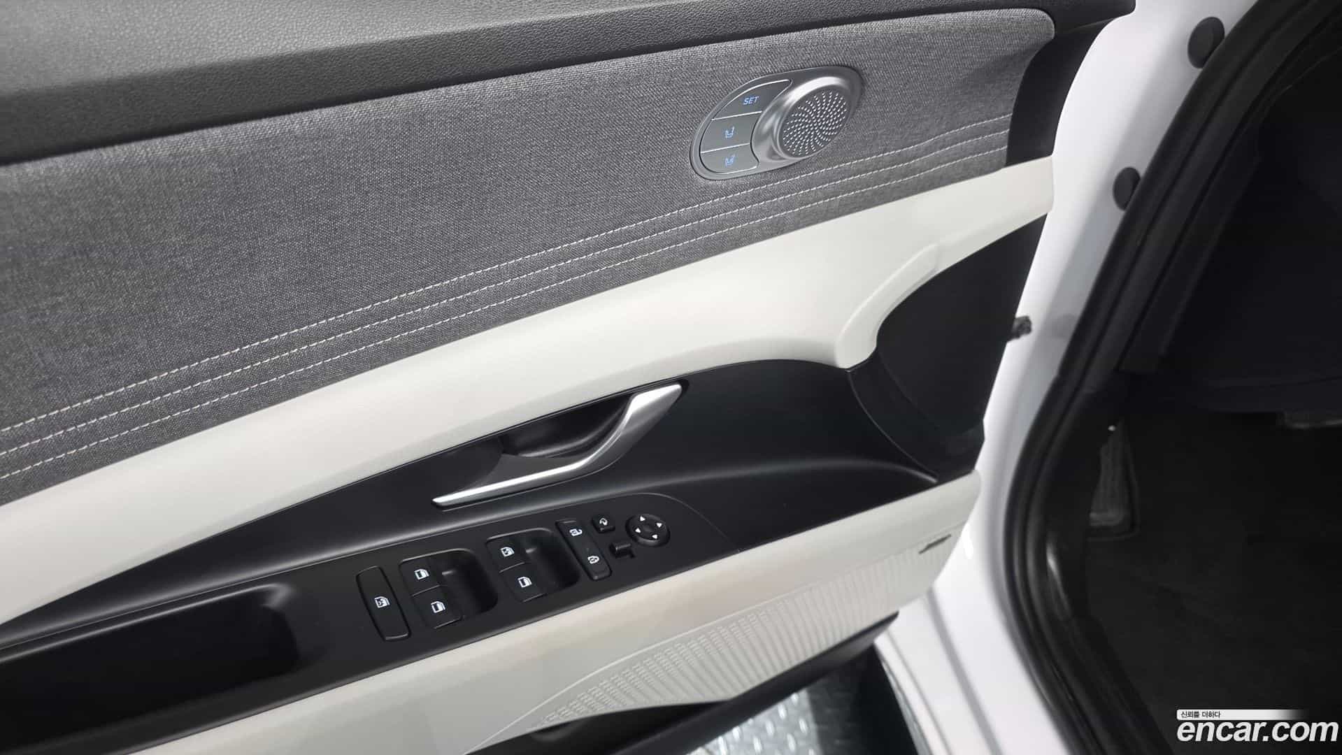 AVANTE Hyundai 2020.11-OPTION-043