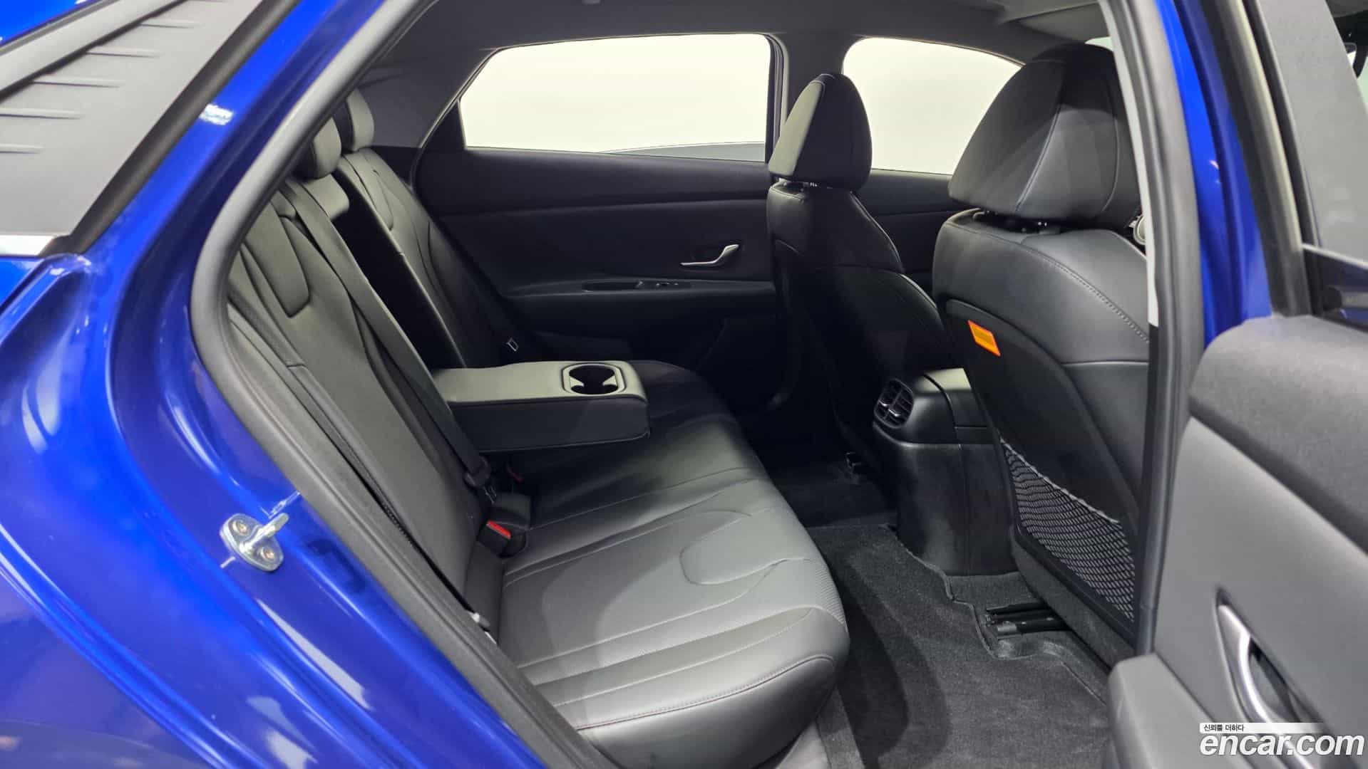 AVANTE Hyundai 2020.5-OPTION-016