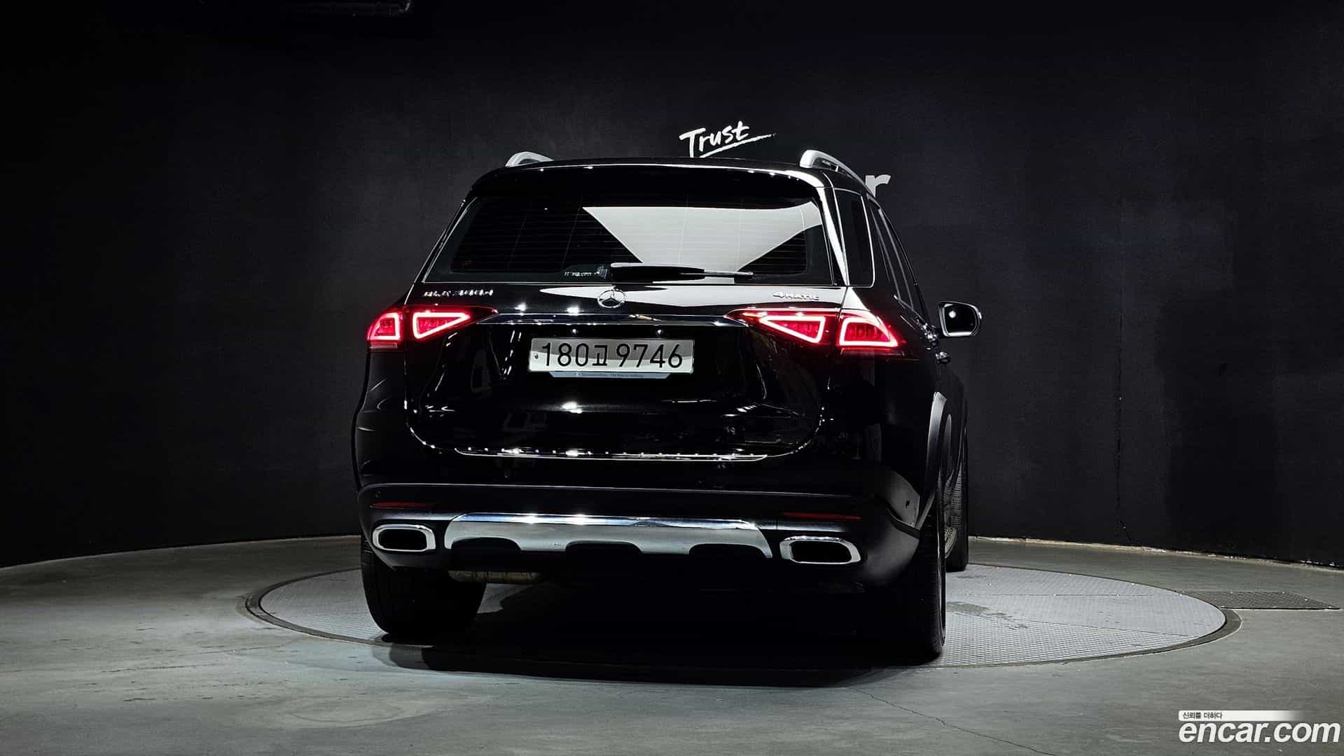 GLE-Class Mercedes-Benz 2021.4-OUTER-004